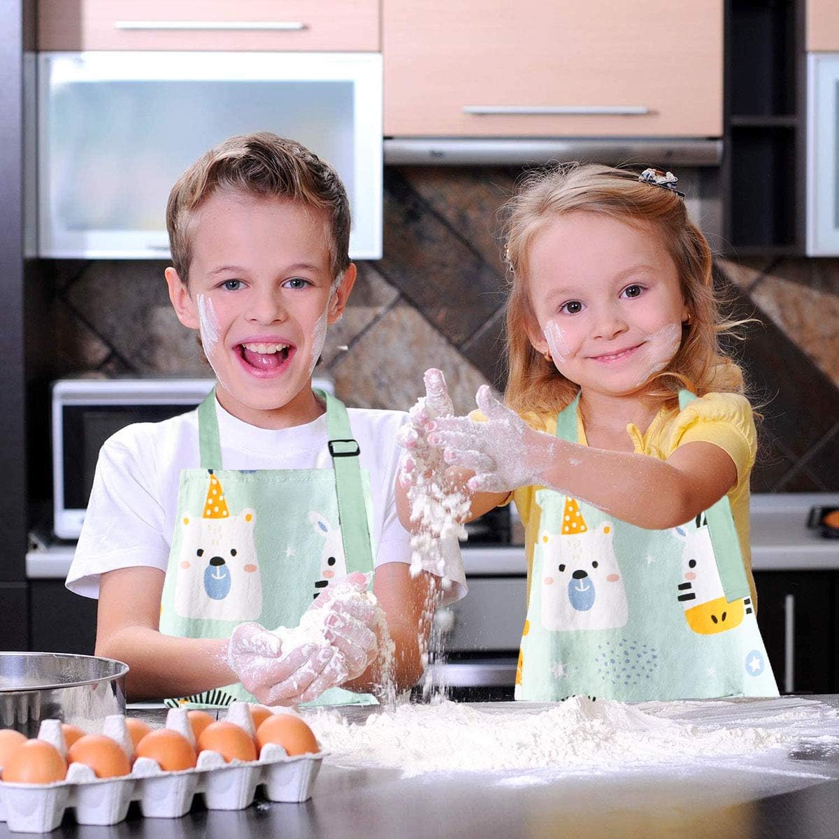 Kids Apron Adjustable Strap for Boys and Girls 100% Cotton, Toddler Ch