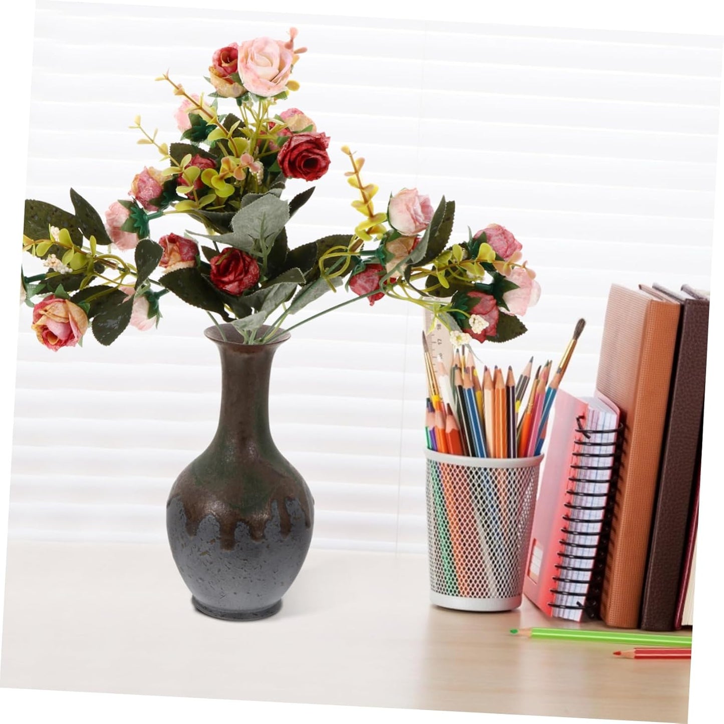 PRETYZOOM 1 PC Ceramic Vase Wedding Decoration Indoor Planter Pots Desktop Floral Vase Astetic Room Decor Flower Vases House Plant Pots Tabletop Vase Flower Arrangement Ceramics Hydroponics