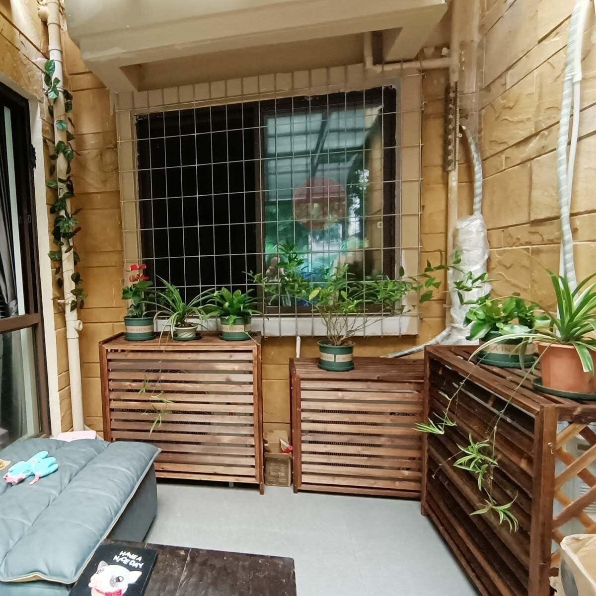 Wooden Air Conditioner Cover & Privacy Screen with Flower Stand, Louvered Frame for Outdoor AC Units, Plant Display Rack, 4 (100x43x94cm/39.3x17x37in) (Brown 85x35x75cm/33.4x13.7x29.5in)