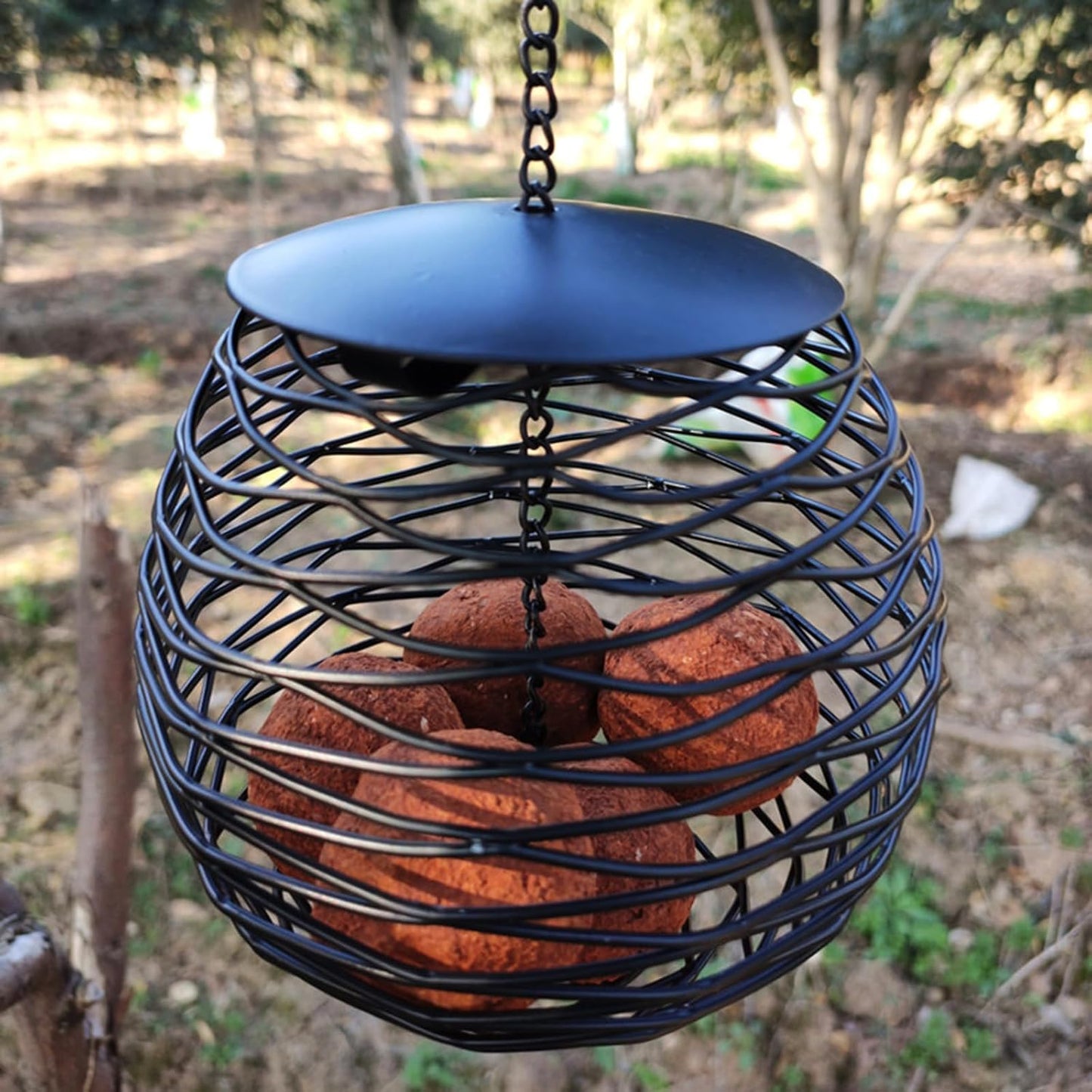 Birds Dispenser with Roof for Wild Sparrows Garden Suet Basket Outdoor Hanging Dispenser for Wild Birds Large Capacity Bird Feeders for Outside