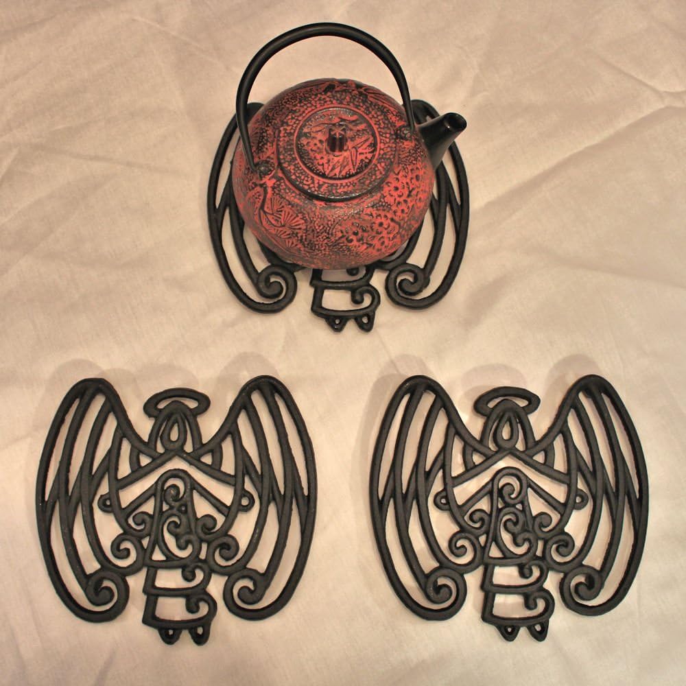 Cara's Casa Angel Trivet - Cast Iron - for Kitchen and Dining Table - Wall Art or Decoration Accessory - Housewarming, Black
