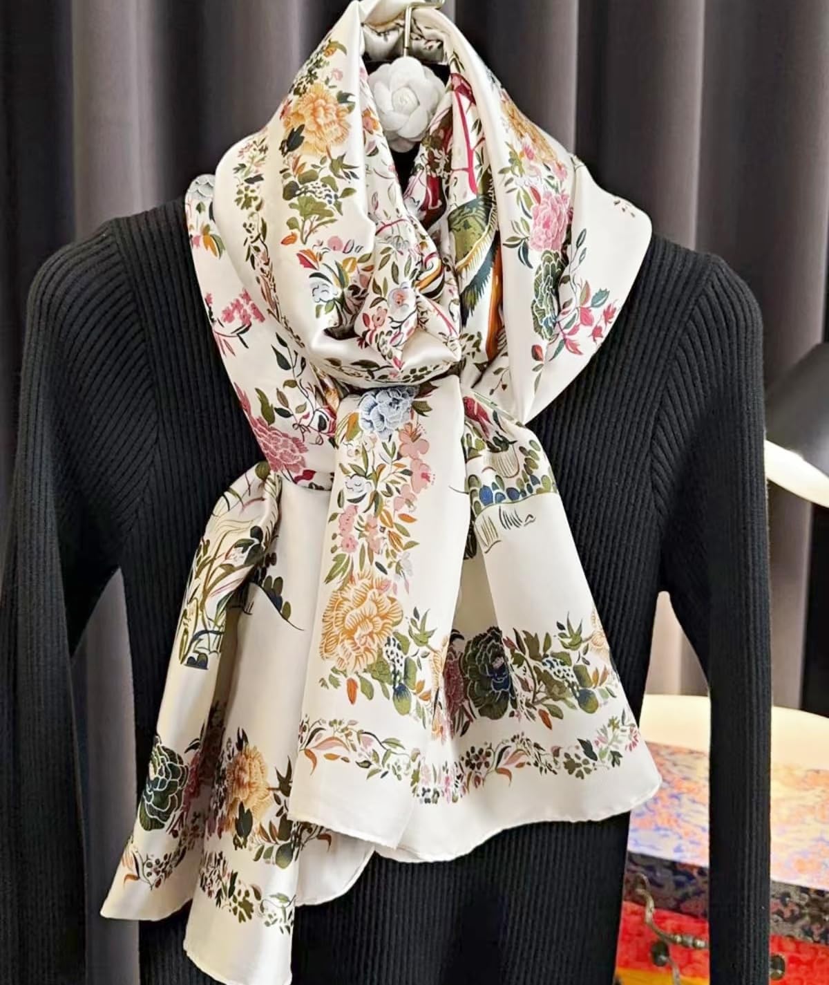 Elegant Silk Scarf Shawl for Women Lightweight Floral Satin Scarf Tren