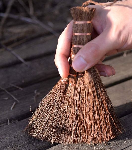 KAKURI Bonsai Broom Brush Large 6.3" Professional Gentle Big Broom, Japanese Bonsai Tool