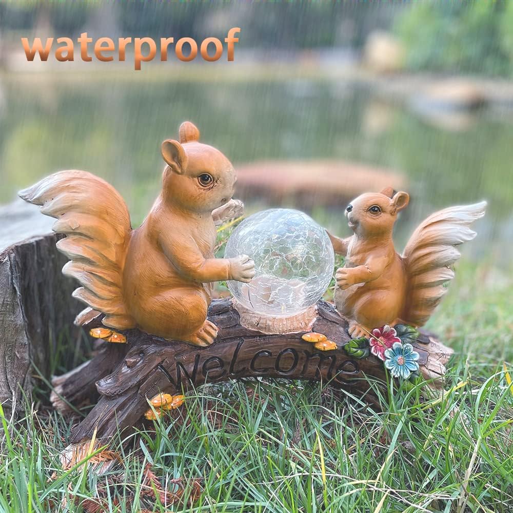 Solar Powered Squirrels on a Log Outdoor LED Garden Light Decor, Garden Ornament (Squirrels on a Log)