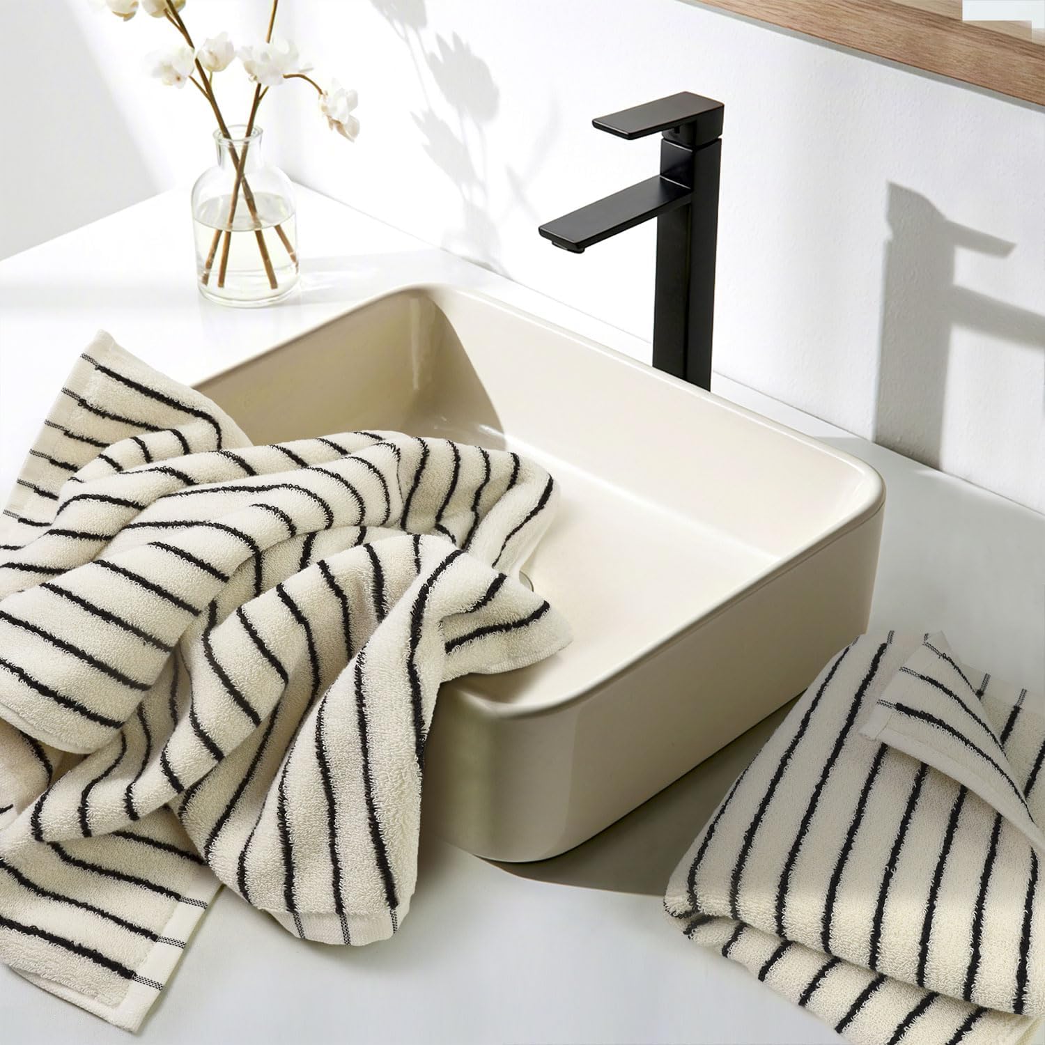 Jacquotha Black and White Striped Hand Towels for Bathroom, Vintage Ki