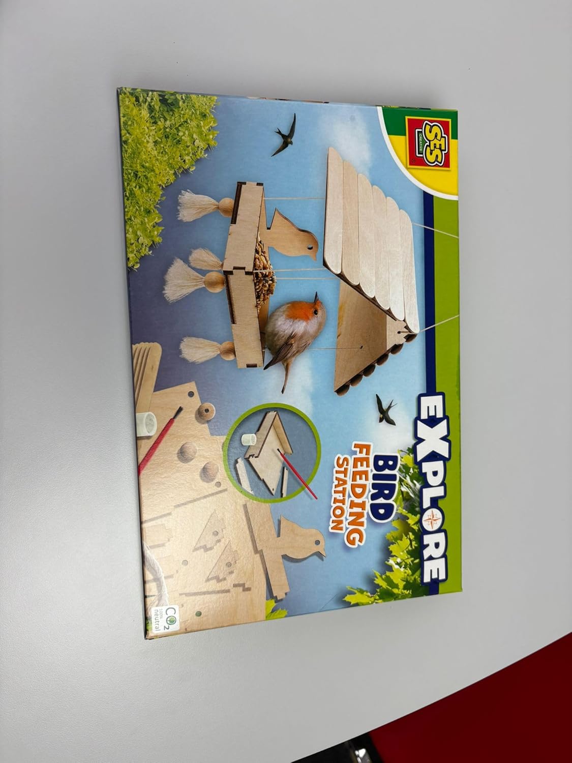 SES Creative: Bird Feeding Station - DIY Wooden Build & Decorate Kit, Hanging Bird Feeder, Easy Construction, Arts & Craft Activity Set, Kids Ages 5+