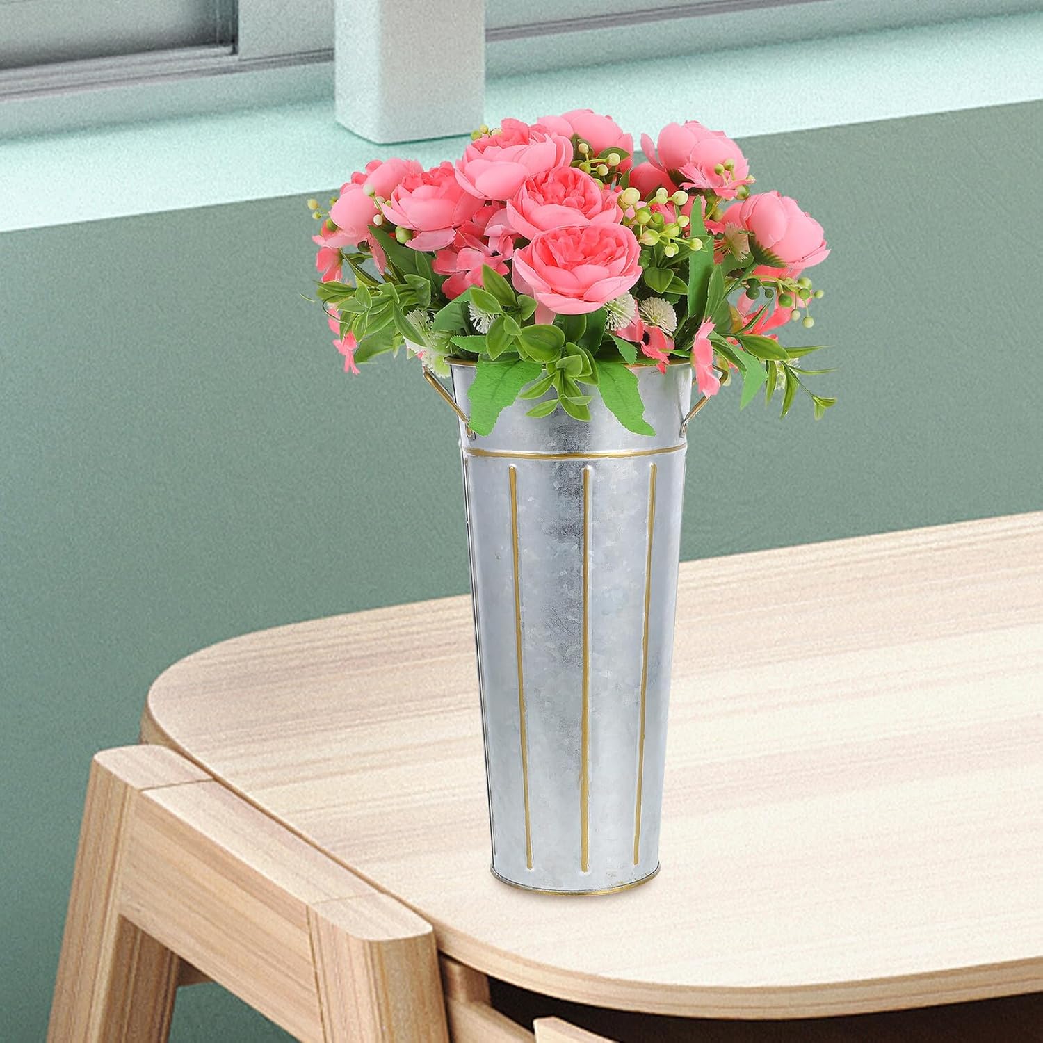 Milisten Retro Iron Flower Bucket Vase, Vintage Metal Flower Vase Wate