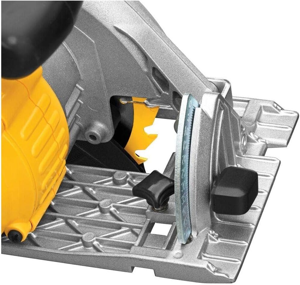 DEWALT 20V MAX Circular Saw, Cordless Sidewinder Style Portable, 6-1/2