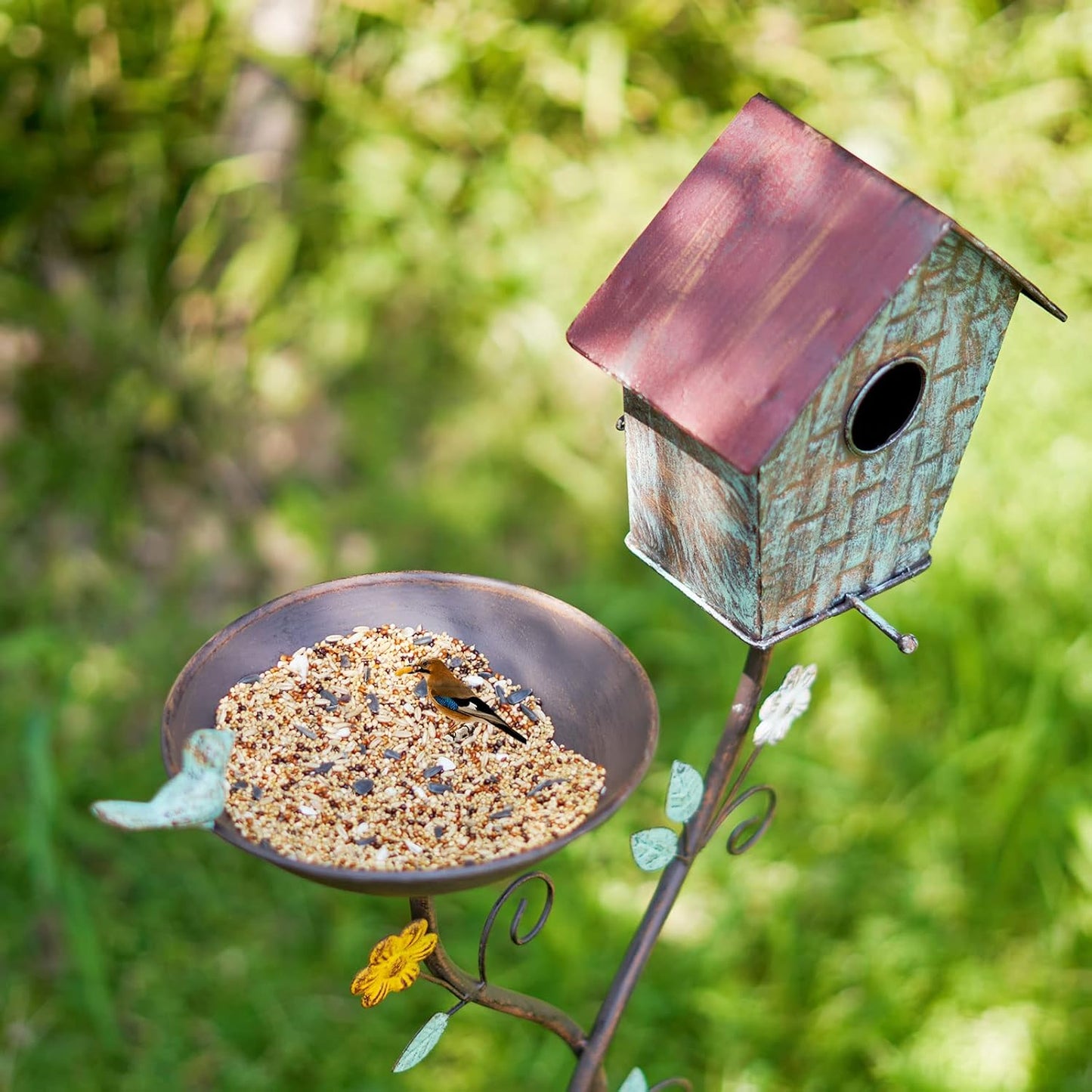 Bird Baths and BirdHouses with Pole, Distressed Metal Bird Bath Bowl and Birdhouse Stake for Outdoor Garden Yard Decoration (Bird Baths/BirdHouses-B)