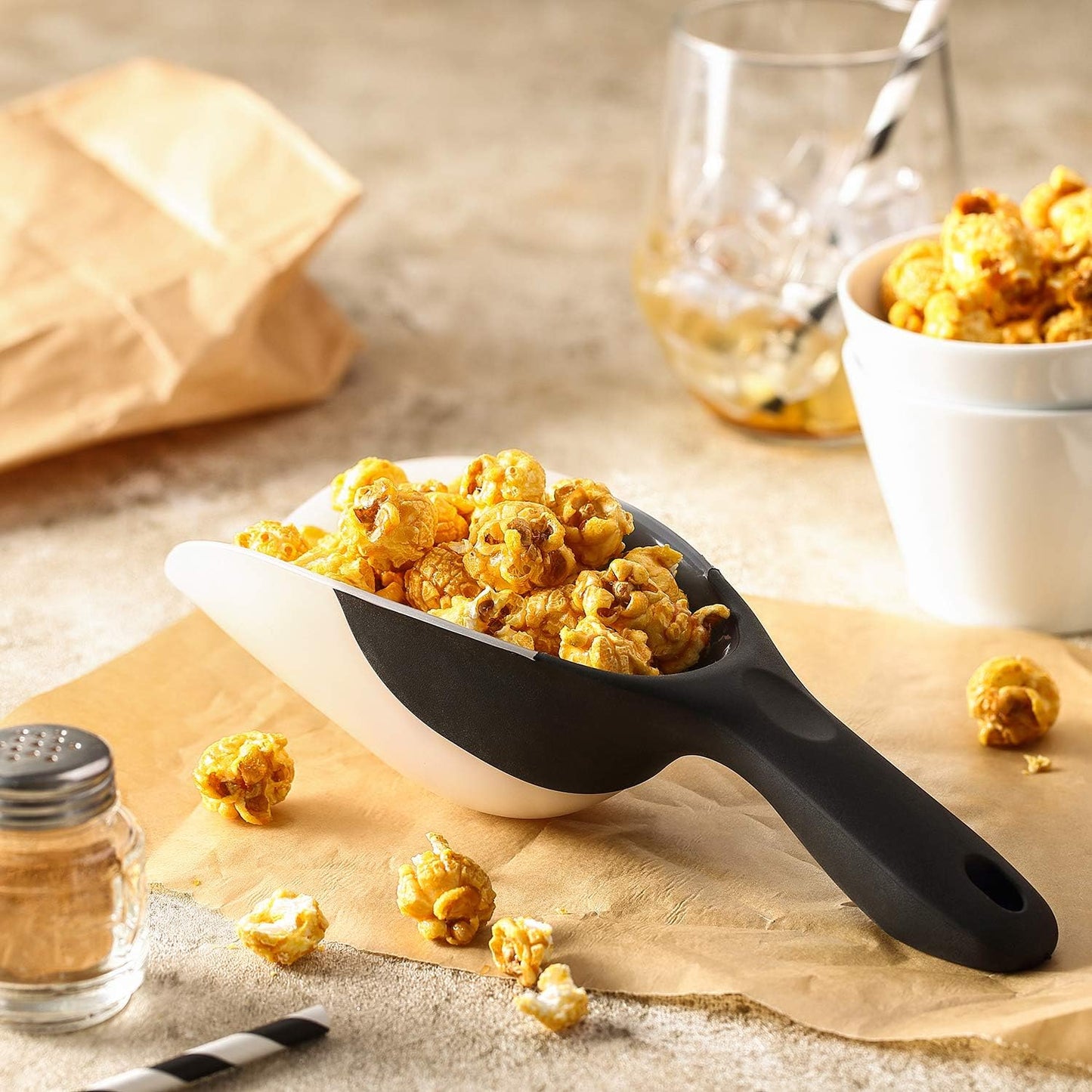 Spring Chef Magnetic Ice Scoop for Freezer - BPA-Free Flexi-Plastic Popcorn Scoop with Soft Grip Handle - Dishwasher Safe Ice Scooper - Kitchen Food Scooper for Flour, Grains, Candy, Pet Food - Black
