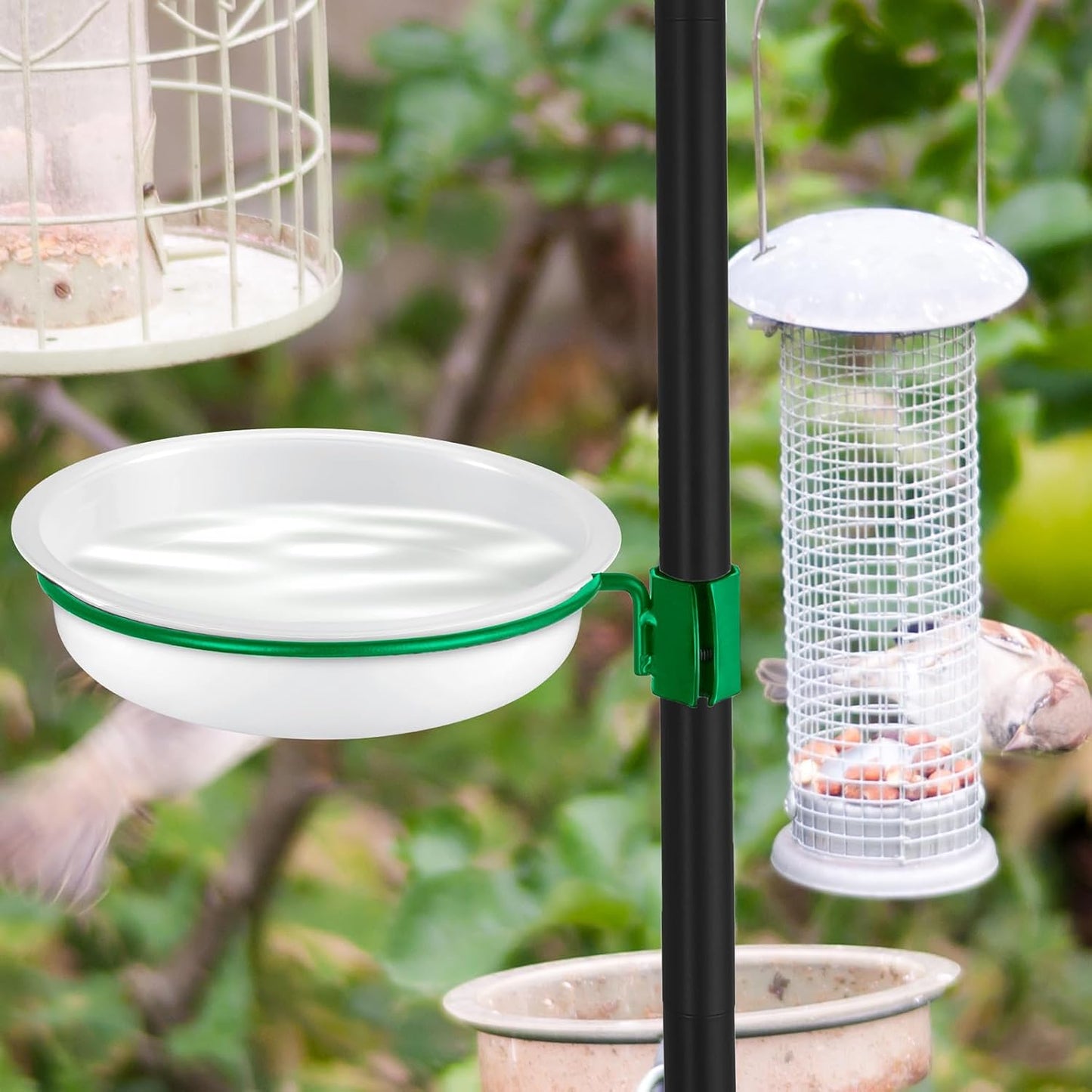 Geetery 6 Pcs Plastic Bird Feeders Water Bowls Round Birdbath Water Dish Feeding Station Bath Tray Wild Bird Seed Feeder, Tray Only