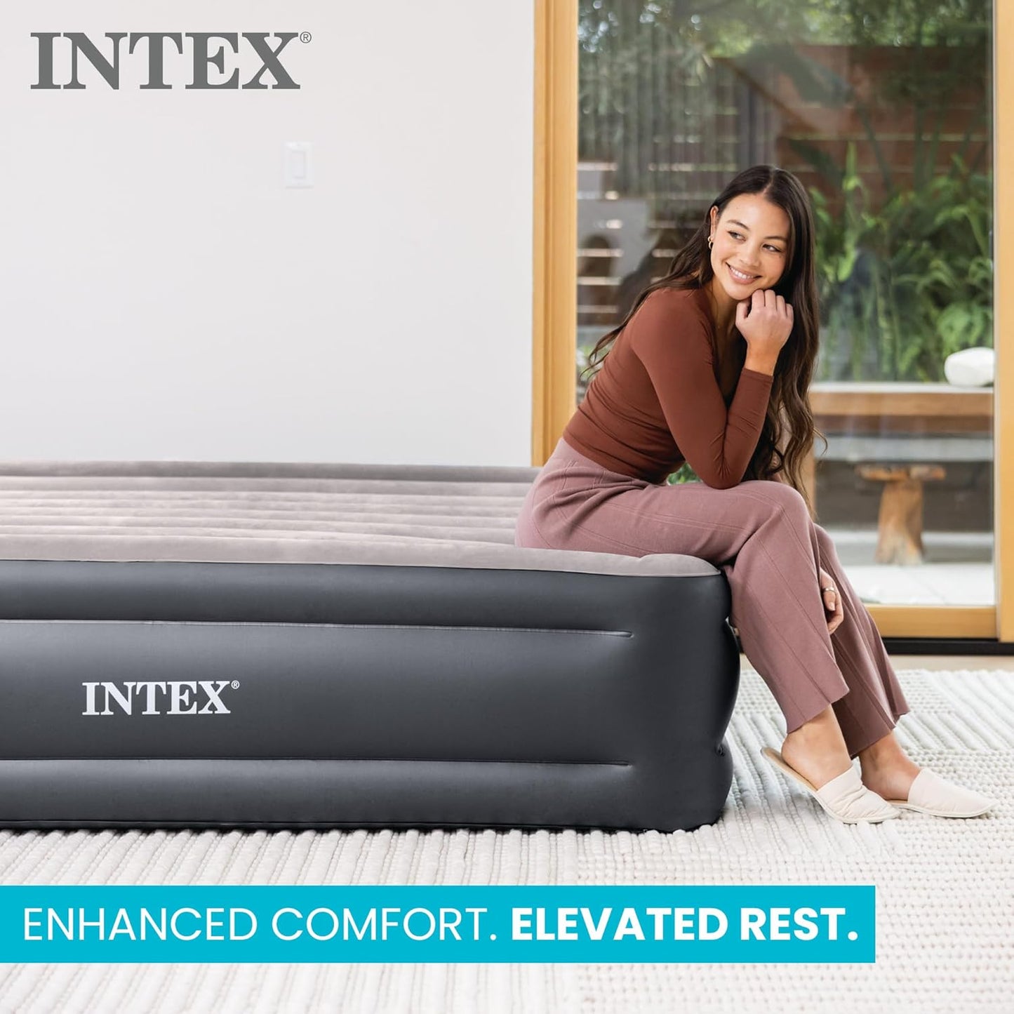 Intex 64131ED Dura-Beam Plus Deluxe Pillow: Fiber-Tech – Twin Size – Built-in Electric Pump – 16.5in Bed Height – 300lb Weight Capacity