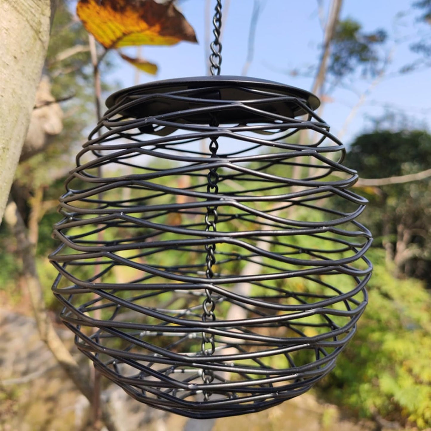 Birds Dispenser with Roof for Wild Sparrows Garden Suet Basket Outdoor Hanging Dispenser for Wild Birds Large Capacity Bird Feeders for Outside