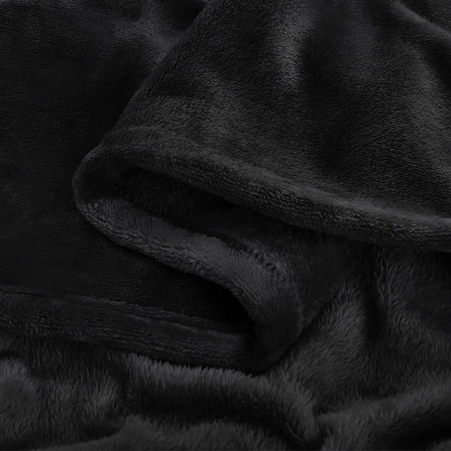 BEDELITE Fleece Blanket Black Throw Blankets for Couch & Bed, Luxury P