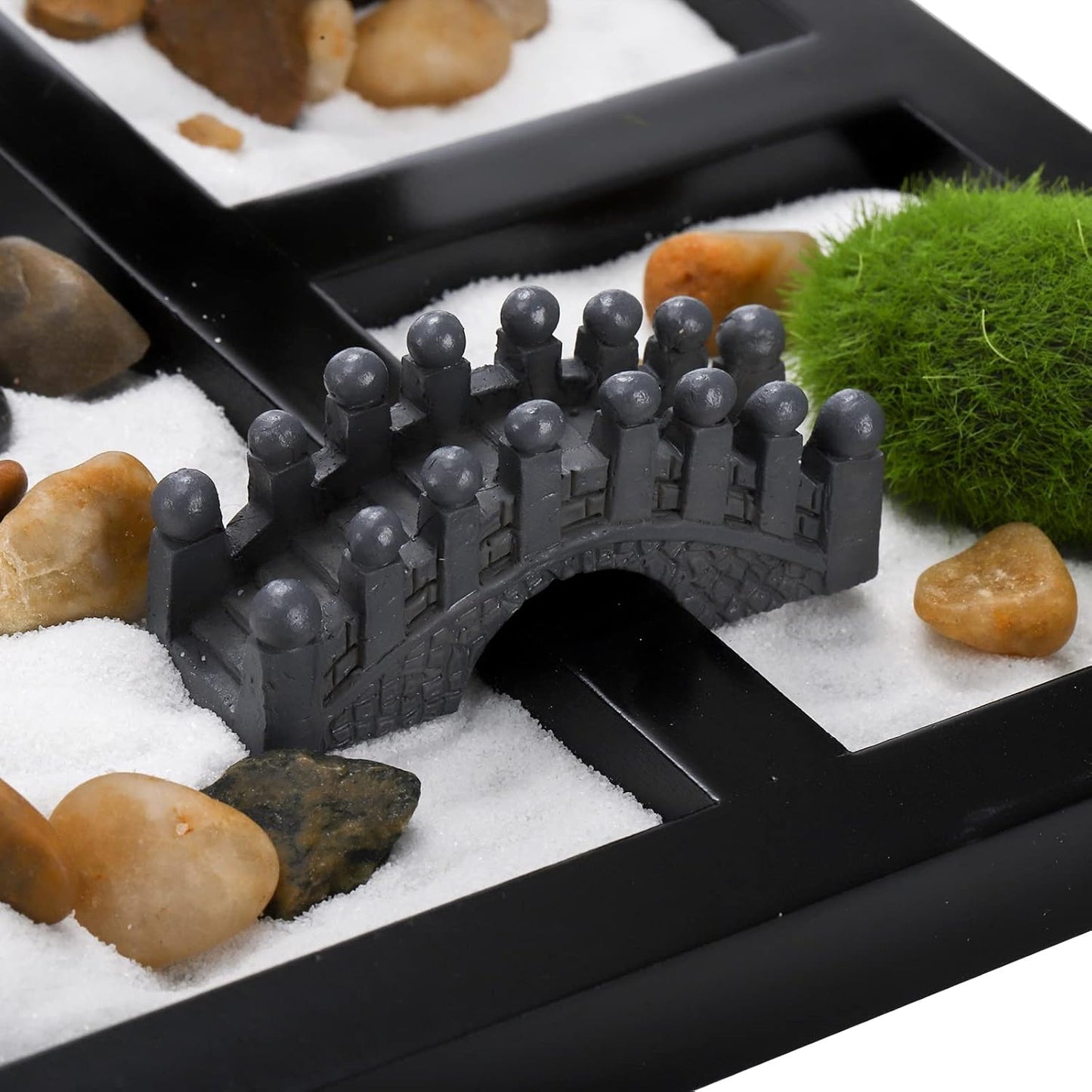 Hiceeden Zen Garden Kit for Desk, 8.5×7.5 Inches Japanese Mini Zen Garden Accessories, Sand Tray Therapy Kit Meditation Gift for Home Office Desk Decor