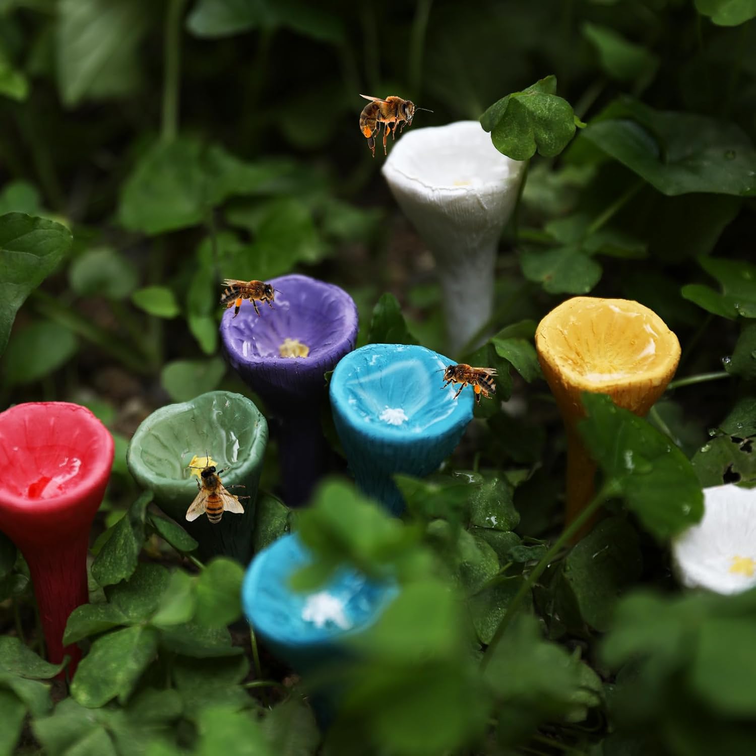 Resin Flower Bee Drinking Cup – Insect Water Feeder for Garden, Pollin