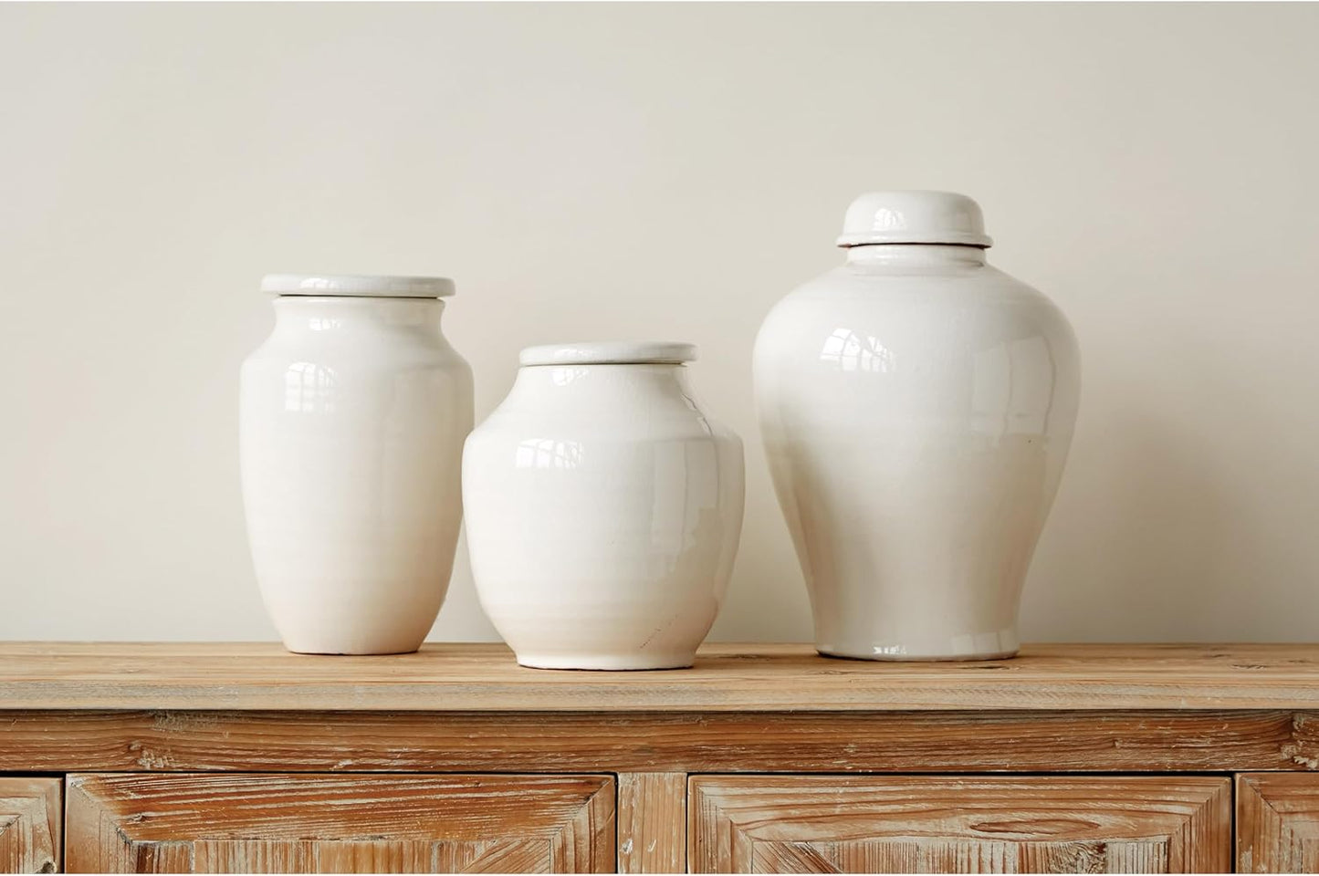 Creative Co-Op Small Round White Terracotta Cachepot