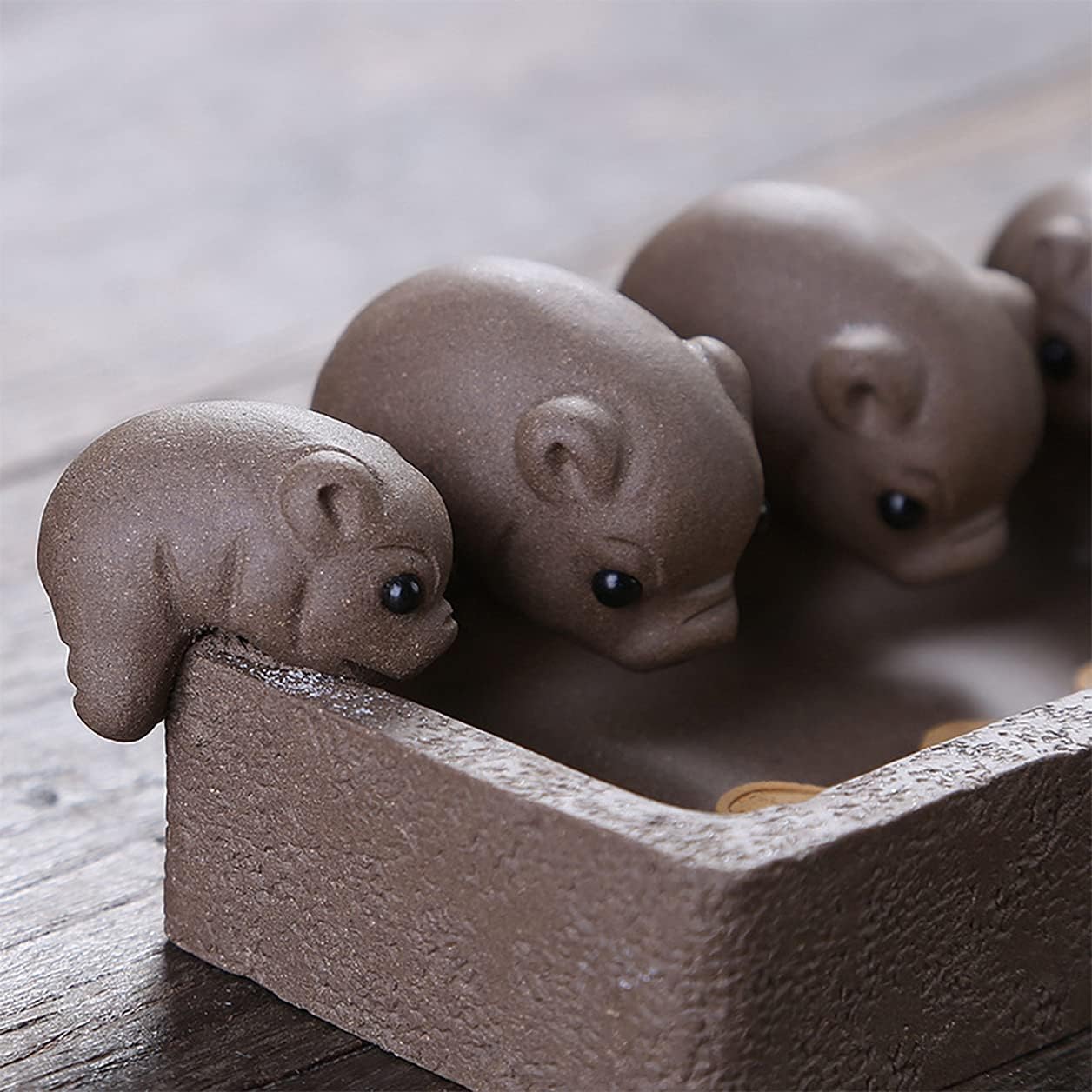 Yixing Zisha Tea Pet,Cute 4 Pig Statues Purple Clay Animal Figurine Planter Pot,Chinese Tea Tray Accessories Ornament