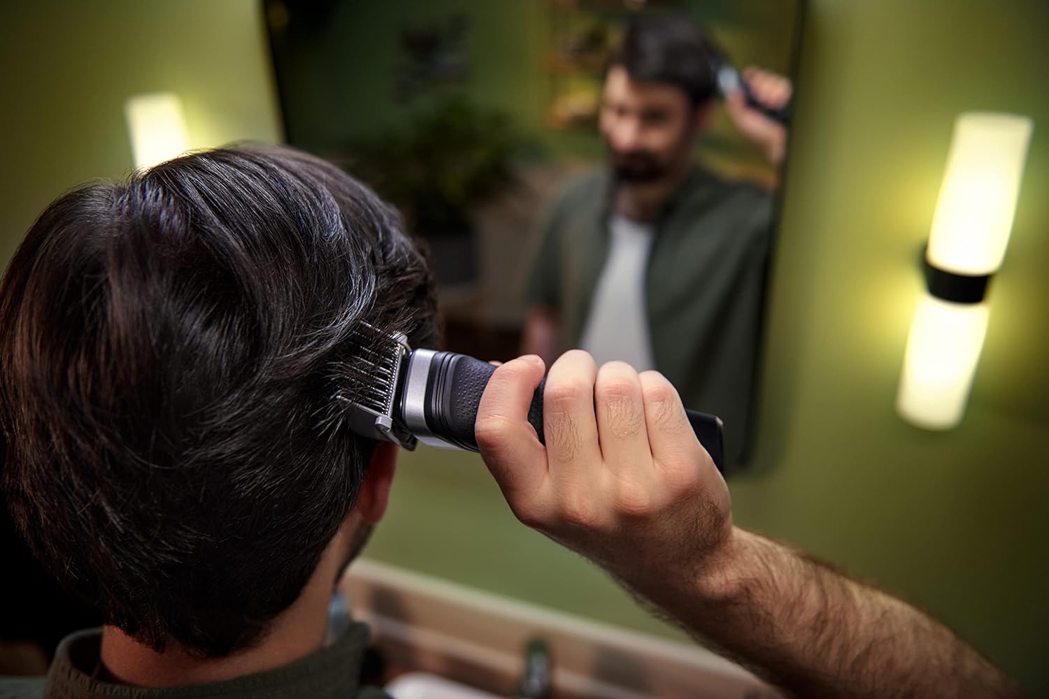 Philips Norelco Multigroom 5000 Series, All-in-One Trimmer and Hair Cl