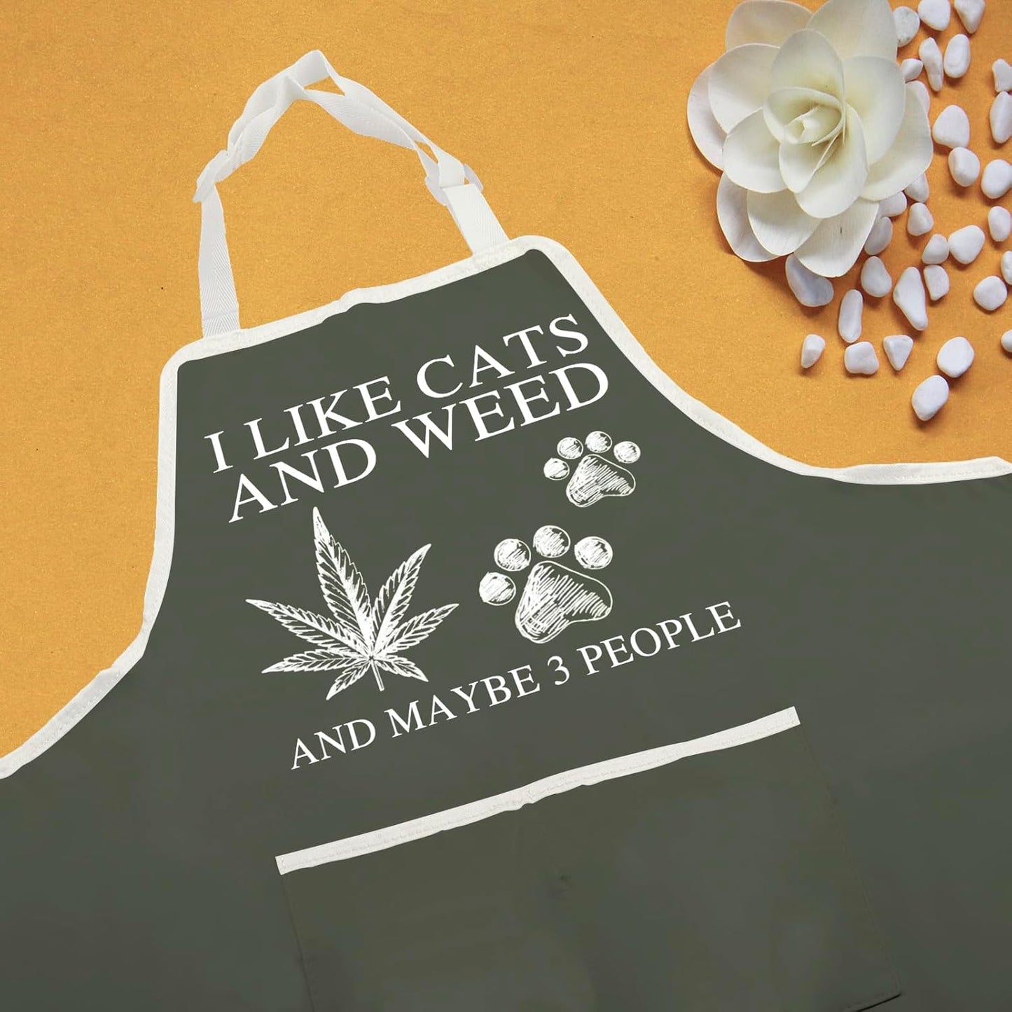 WCGXKO Funny Weed Leaf Inspired Kitchen Apron Weed Themed Inspired Gift Cannabis Stoner Smoker Gift for Weed Lover