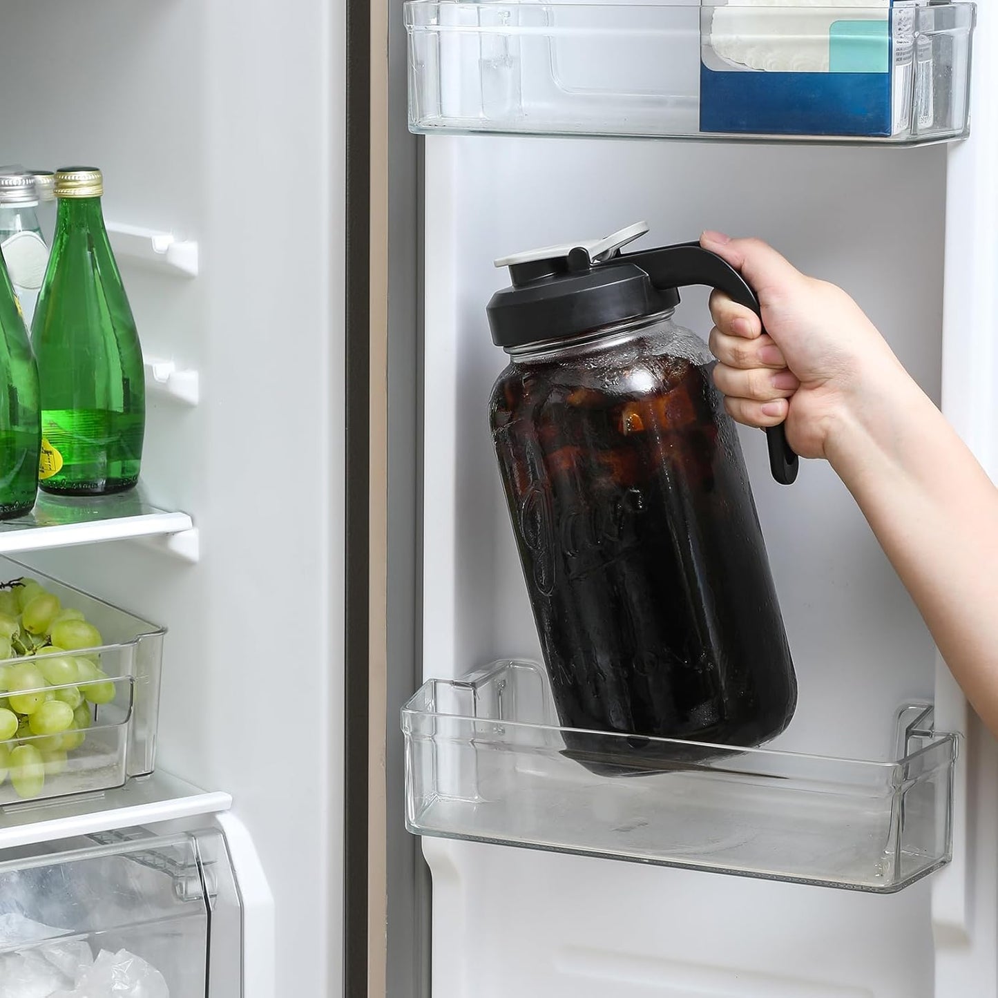 2 Quart Glass Pitcher with Lid - Mason Jar Pitcher with Filter Lid, Wide Mouth Jar Leak-proof Water Jug, Heavy Duty Glass Container for Water, Juice, Milk, Tea, Iced Coffee, and Drinks