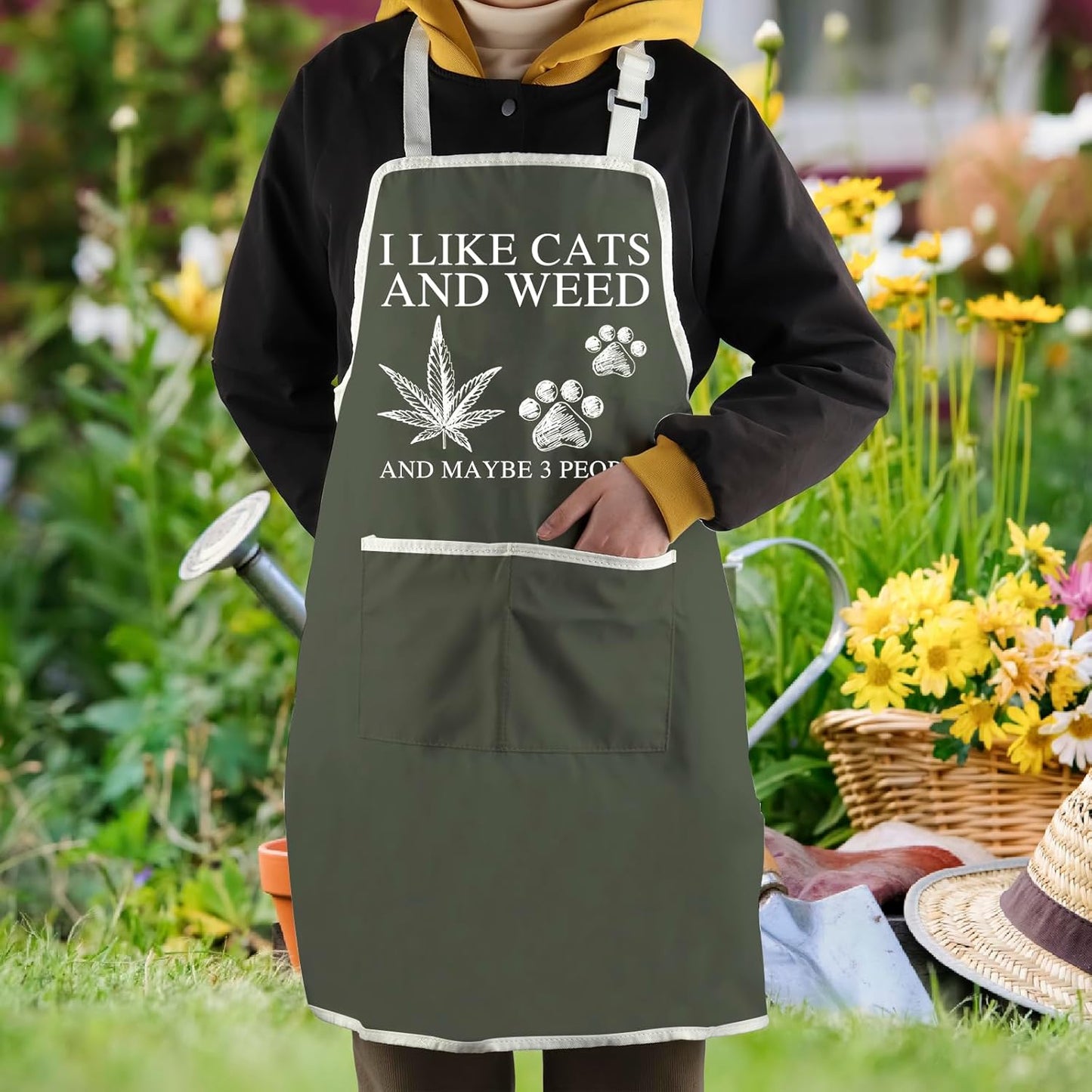 WCGXKO Funny Weed Leaf Inspired Kitchen Apron Weed Themed Inspired Gift Cannabis Stoner Smoker Gift for Weed Lover