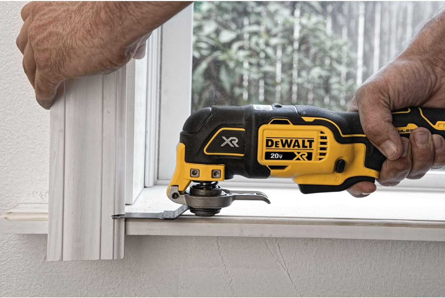 DEWALT 20V MAX XR Oscillating Multi-Tool Cordless, Variable Speed Brus