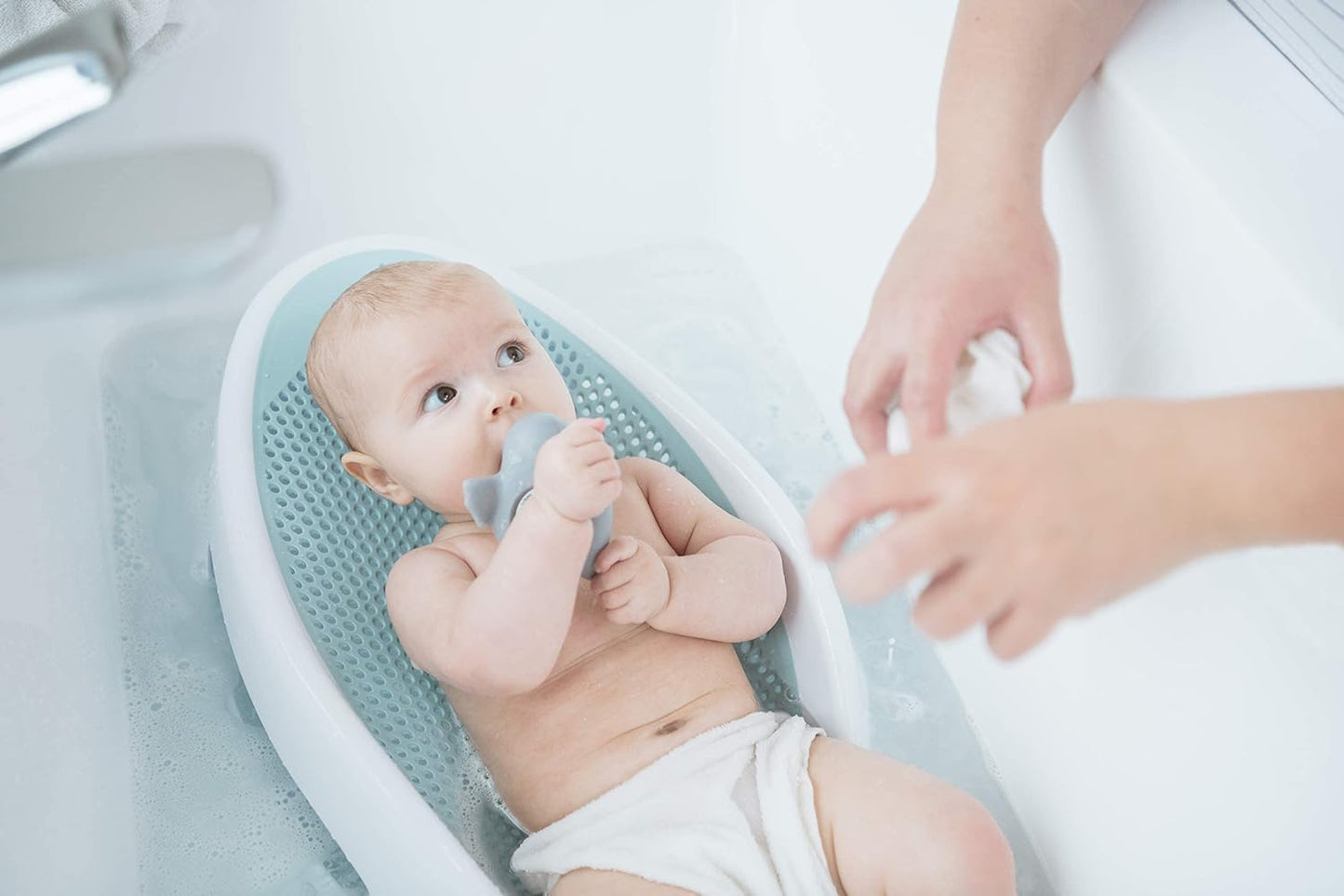 Angelcare Baby Bath Support (Aqua) | Ideal for Babies Less Than 6 Mont