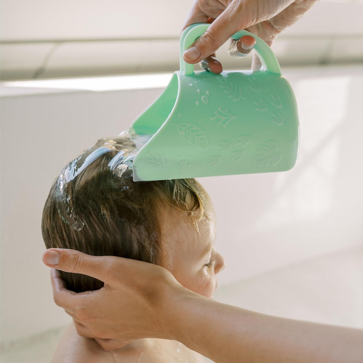 Dr. Brown's CleanUp Dino-Pour Baby Bath Rinse Cup, Tear-Free Rinsing f