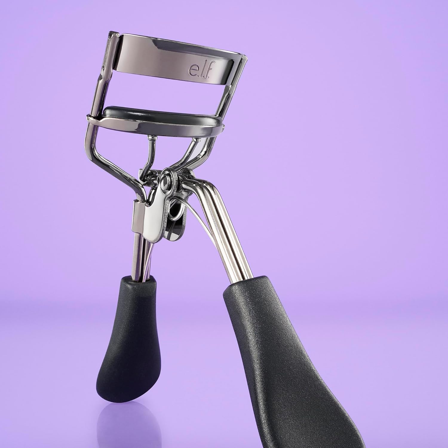 e.l.f. Pro Eyelash Curler, Strong, Contoured, Eye-Opening, Voluminous 