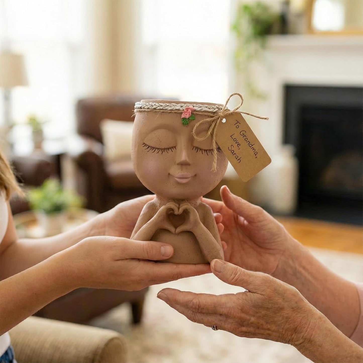 Face Planter Pot with Heart Hands, Resin Head Planter for Indoor Plant