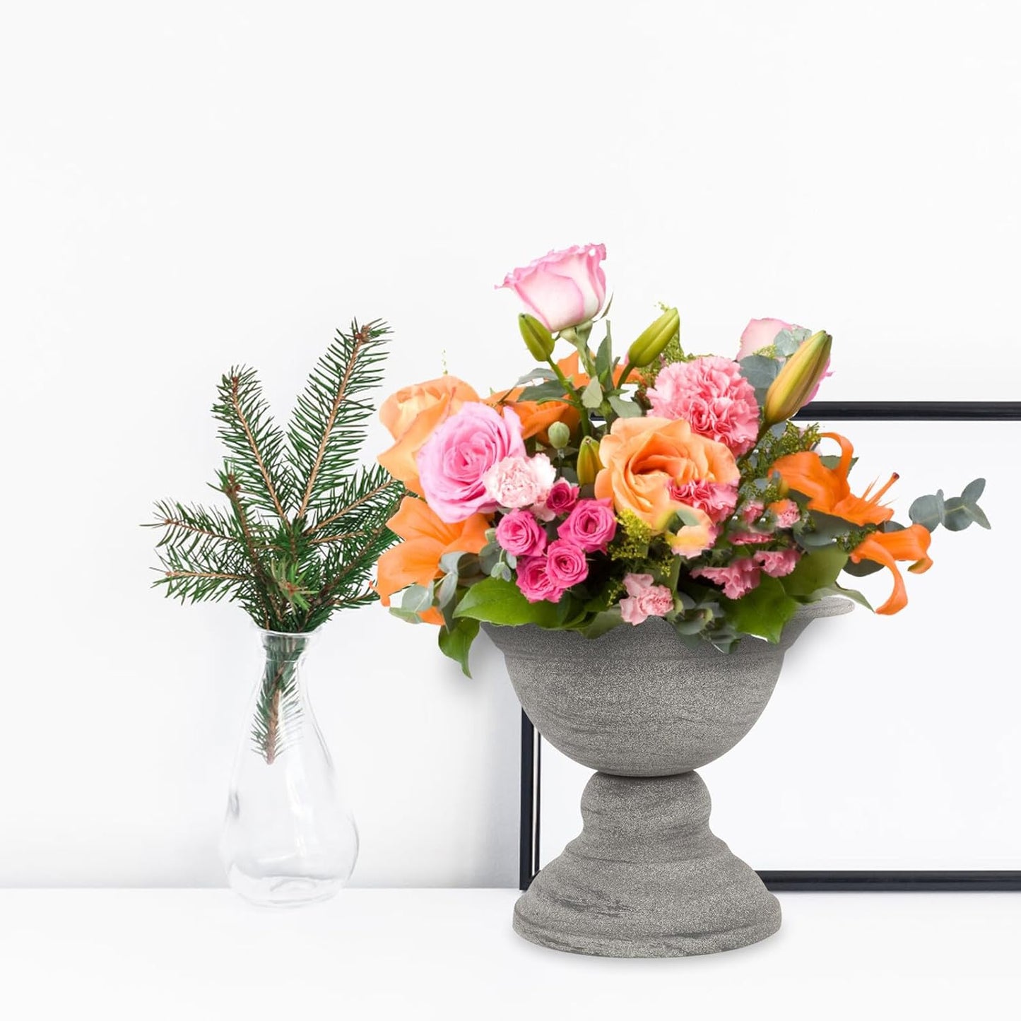 FAVOMOTO Vintage Style Metal Vase with Stable Flat Base for Tabletop Decor Rustic Grey Flowerpot for Home and Dining Table Farmhouse Retro Metal Planter for Floral Arrangements and