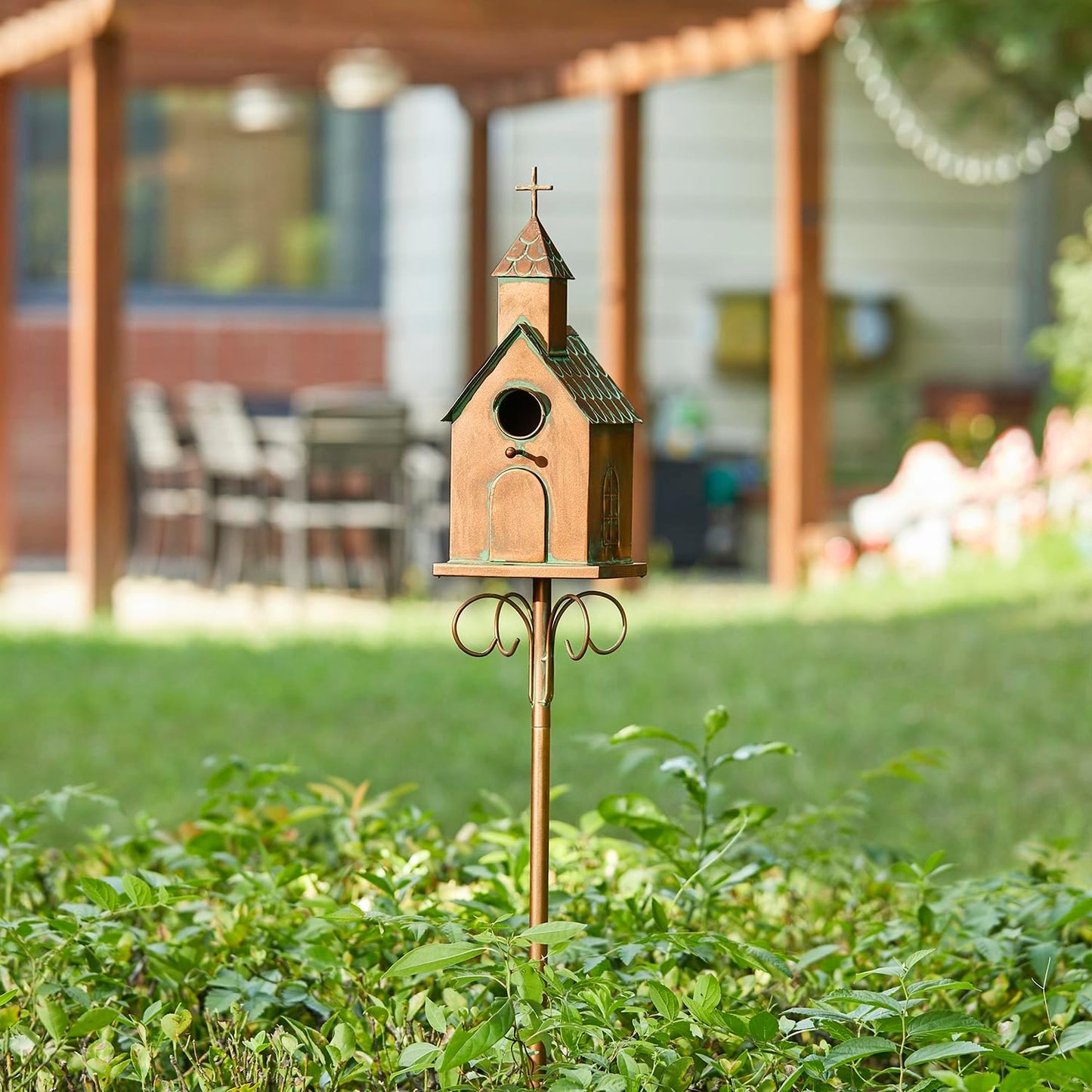 Glitzhome Bird House for Outdoors, 53.00" H Farmhouse Faux Copper Distressed Metal Bird House Church Birdhouse Decorative Garden Birdhouse with Stake