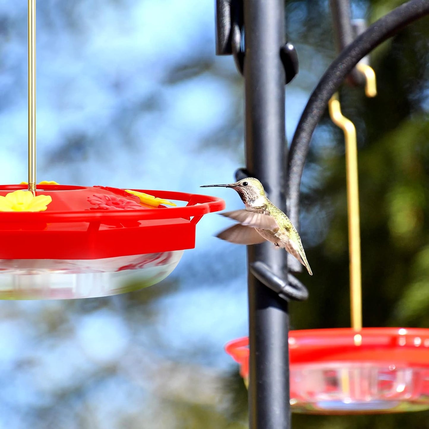 Chengu 2 Packs 16 oz Hummingbird Feeder for Outdoors Hanging Plastic Saucer Feeder with 8 Feeding Stations, Humming Feeder Handheld Window Bird Feeders Portable Bird Feeders for Garden House Decor