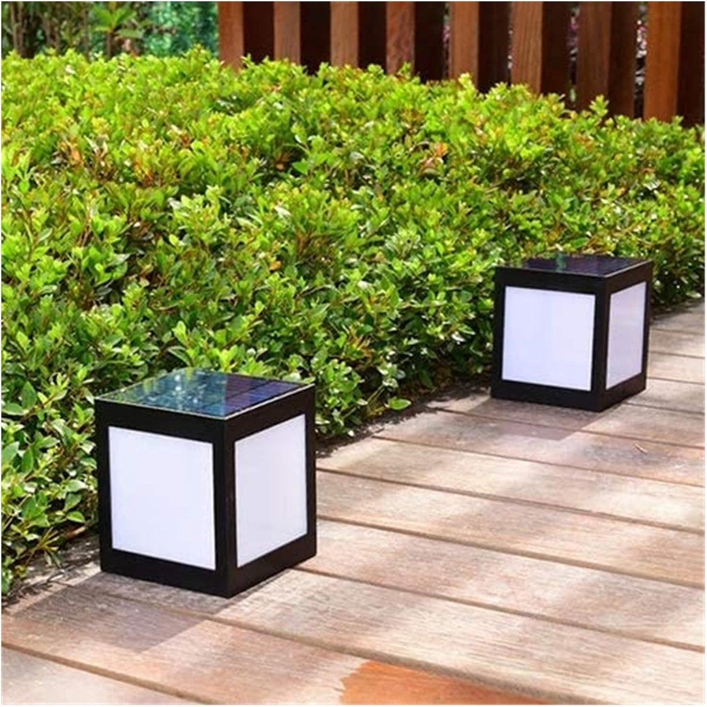 Courtyard Light Solar Post Lamp Outdoor Fence Gate Pillar Column Lights Courtyard Wall Lamp Waterproof Patio Lights Outdoor Garden Villa Courtyard Lights Street Decor Lamp