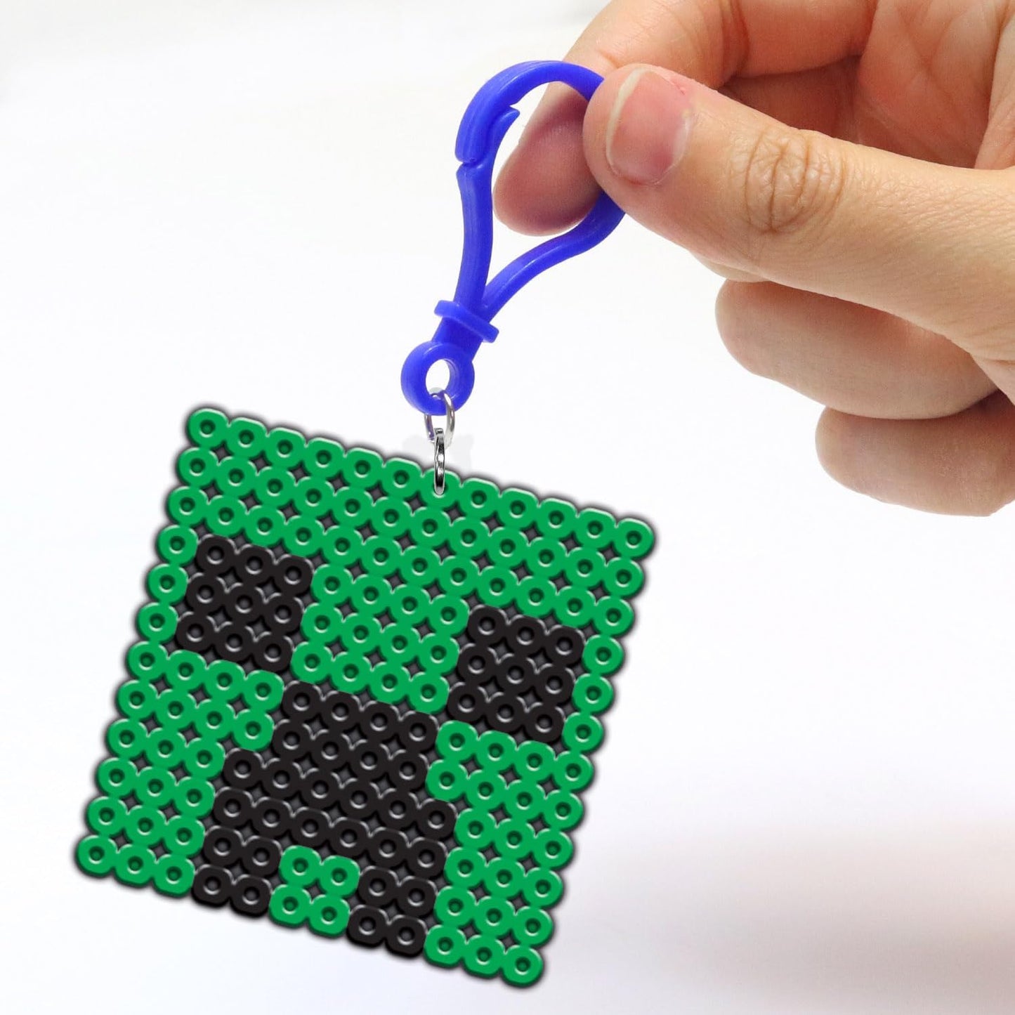 Tara Toys Minecraft Pixel Art Bead Kit 800 Beads, Templates & Pegboards Build Minecraft Pixel Characters & Tools Creative Craft Toy for Kids Ages 6