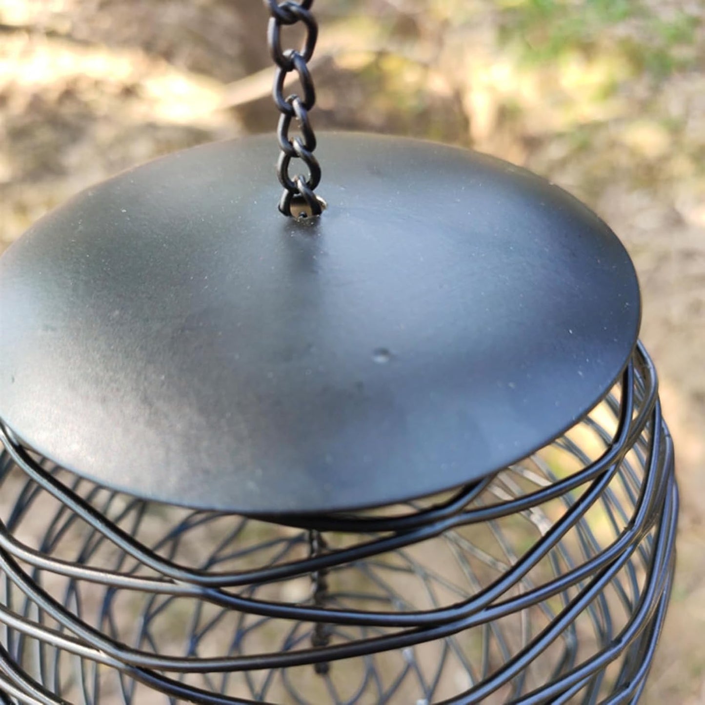 Birds Dispenser with Roof for Wild Sparrows Garden Suet Basket Outdoor Hanging Dispenser for Wild Birds Large Capacity Bird Feeders for Outside