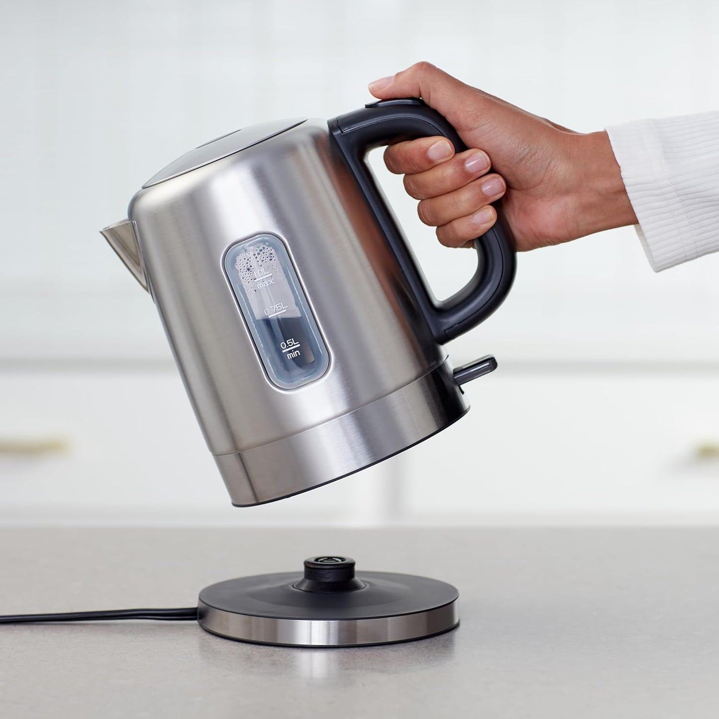 Amazon Basics Electric Stainless Steel Kettle for Tea and Coffee, BPA-