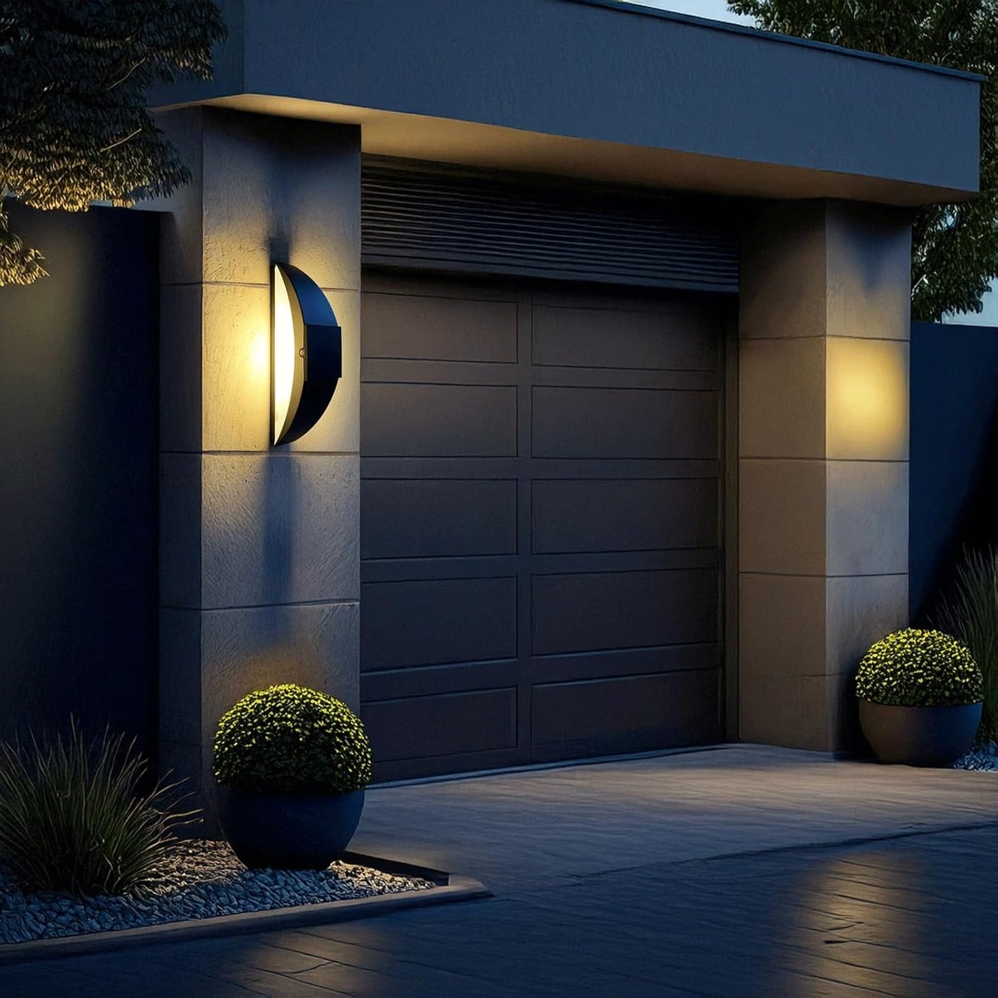 Solar Outdoor Wall Light, Modern Half Moon Wall Sconce Lamp, Semicircular Exterior Wall Lantern with IP65 Waterproof LED, Stainless Steel Wall Mounted Fixture for Porch, Patio, Pathway
