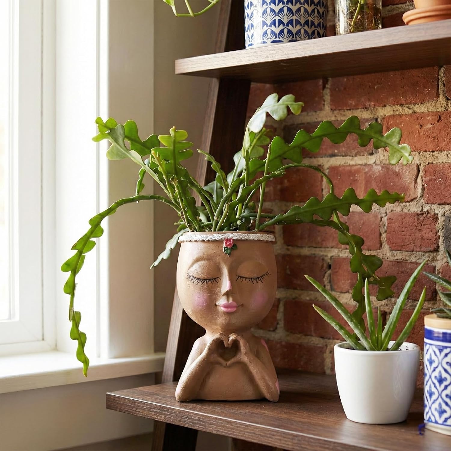 Face Planter Pot with Heart Hands, Resin Head Planter for Indoor Plant