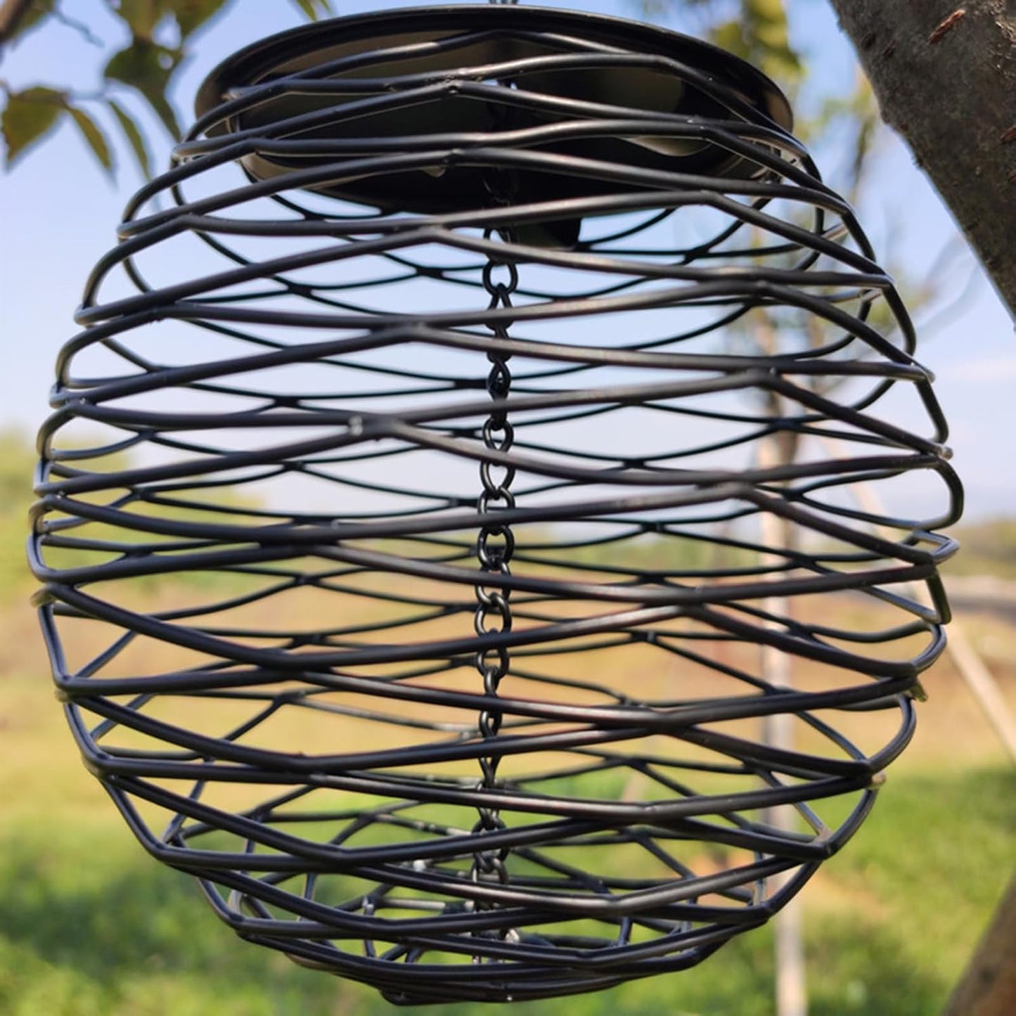 Birds Dispenser with Roof for Wild Sparrows Garden Suet Basket Outdoor Hanging Dispenser for Wild Birds Large Capacity Bird Feeders for Outside