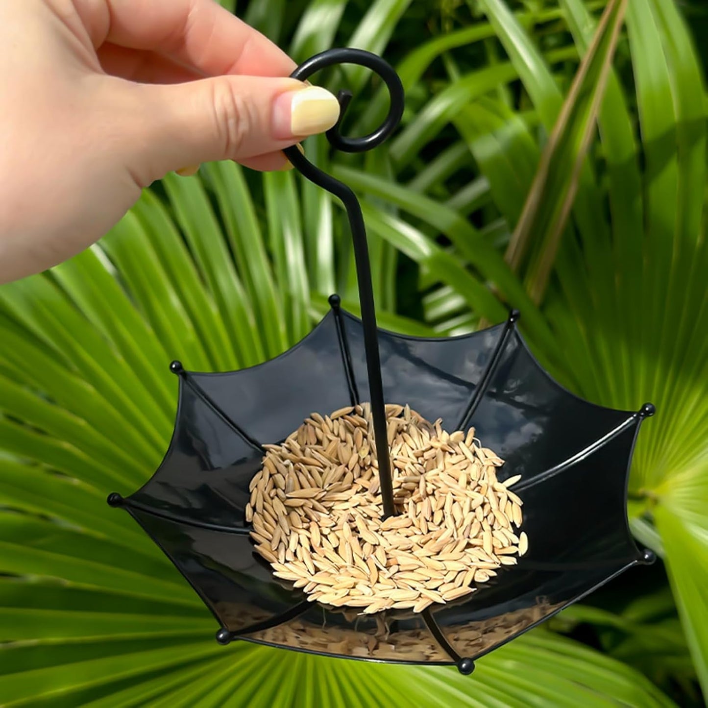 1PC Hanging Bird Feeder Tray Umbrella Shaped Hanging Bird Bath for Outside, Easy to Fill and Clean Crow Feeder for Garden Decor, Black.