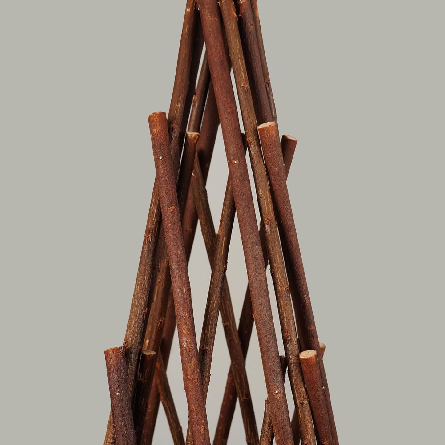 Expandable Teepee Wicker Plant Trellis,Obelisk Trellis for Climbing Plant Outdoor, Wicker Trellises for Plants Flower Self Standing Expandable Pyramid Trellis for Plant Protection and Plant Climbing