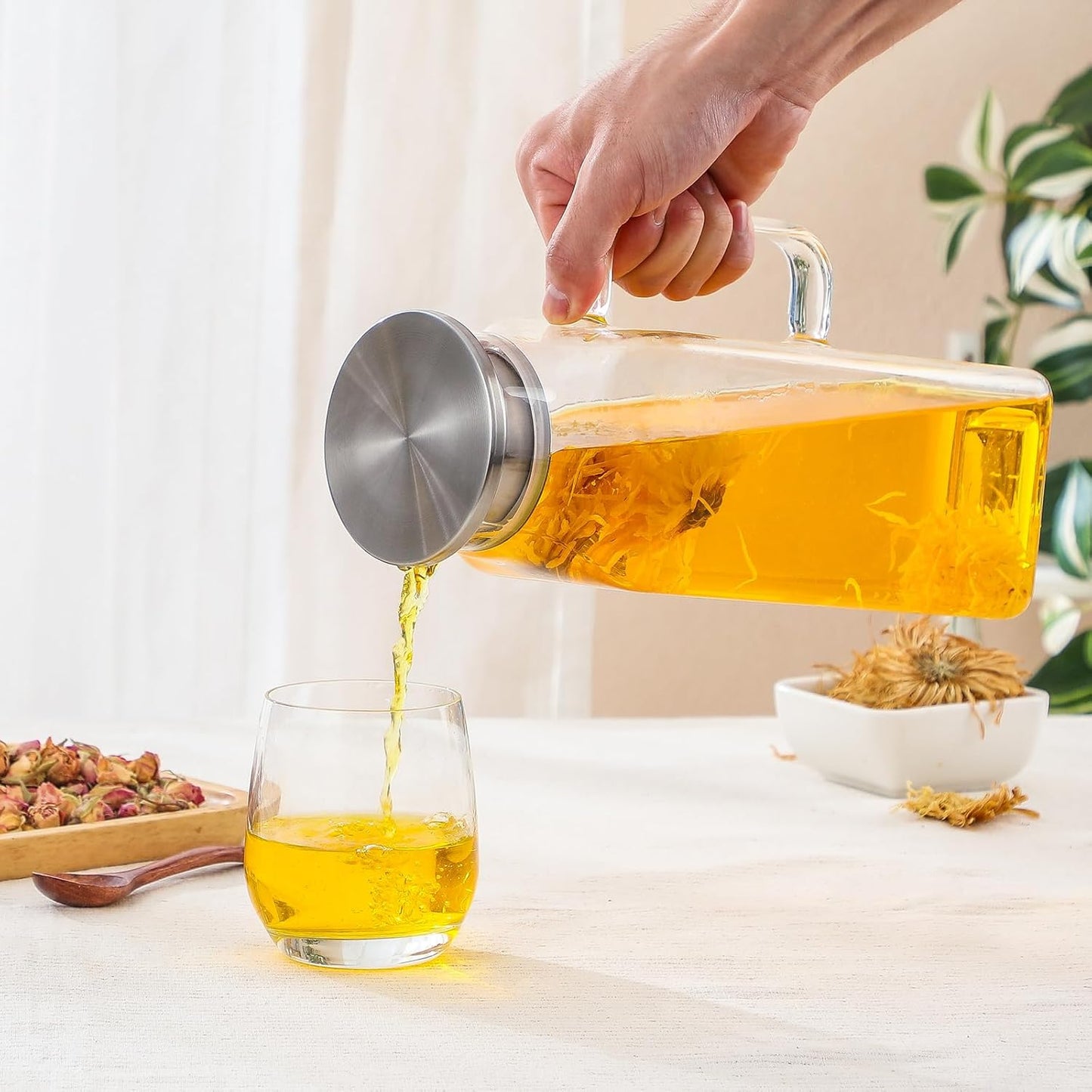 뚜껑과 가 있는 1.9L(2쿼트) 사각 유리 피처, 냉장고용 손잡이가 달린 워터 피처, 뜨겁거나 차가운 음료용 붕규산 유리 카라페, 아이스 티, 커피, 주스, 우유, 음료용 대형 저그