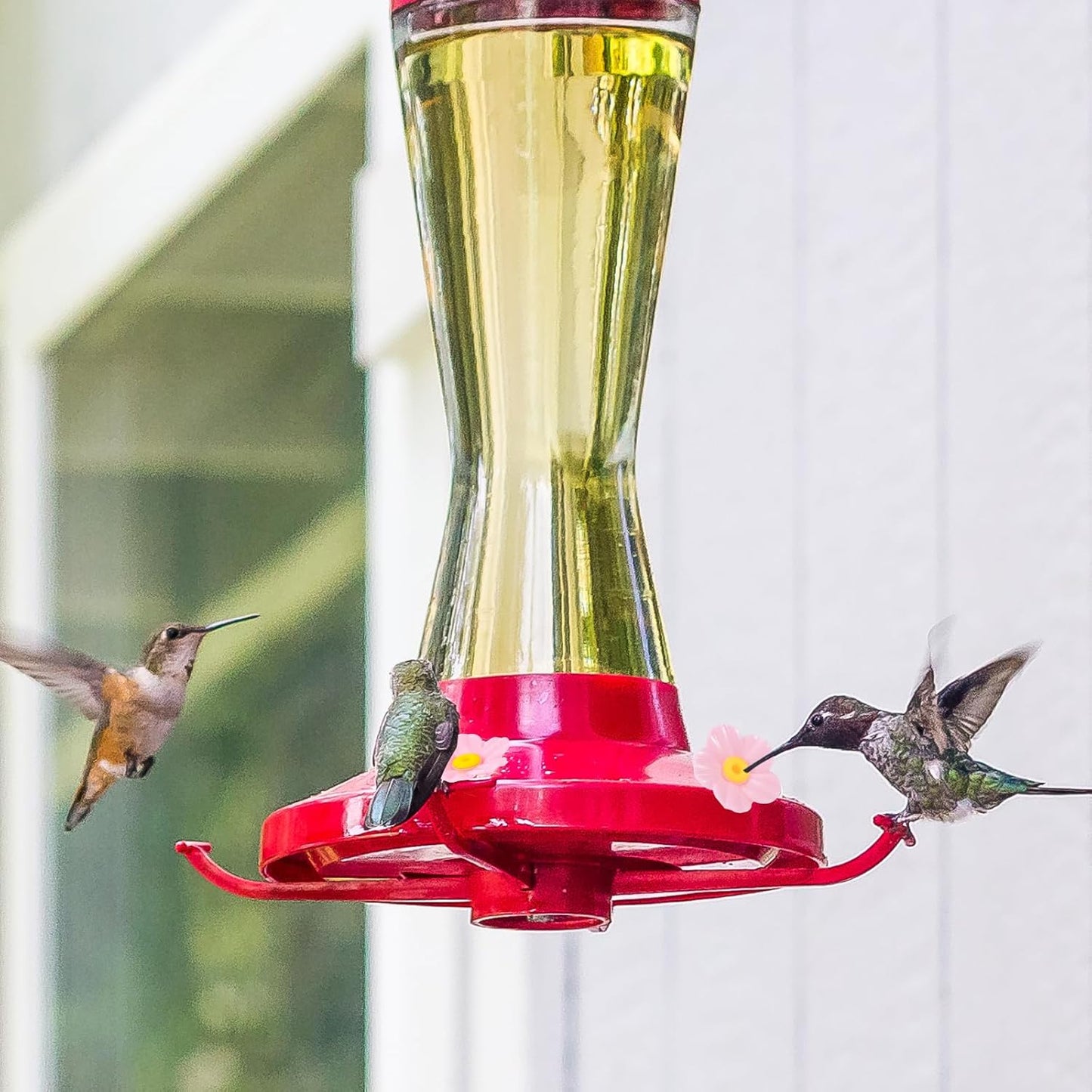 20pcs Hummingbird Feeder Replacement Flowers, Pink Bird Plastic Outdoors Hanging Hummingbird Feeder Parts Accessories with Cleaning Brushes Bee Guards & Feeding Ports (Yellow Core)