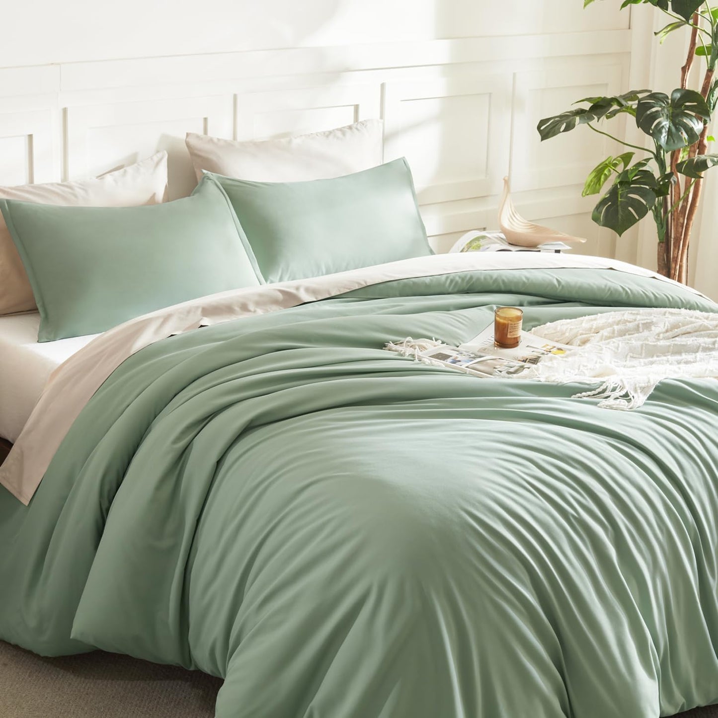 Litanika Comforter Set, Lightweight Solid Bedding Comforter Set, Fluffy Down Alternative Bed Set, Sage Green, King