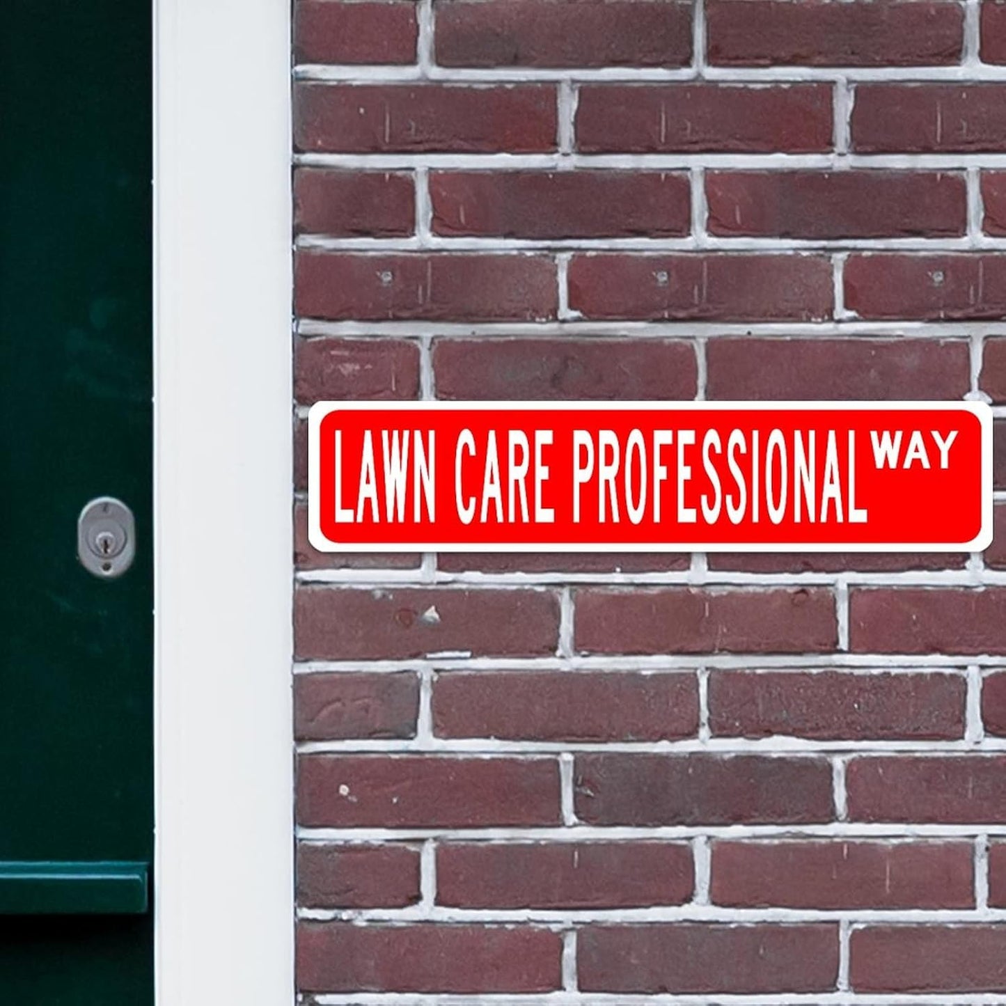 Lawn Care Professional Street Signs Customized Metal Sign Lawn Care Professional Decor Lawn Care Professional Gift Vintage Metal Wall Art Rustic Wall Sign for Bedroom Cafe Bar Office Garage