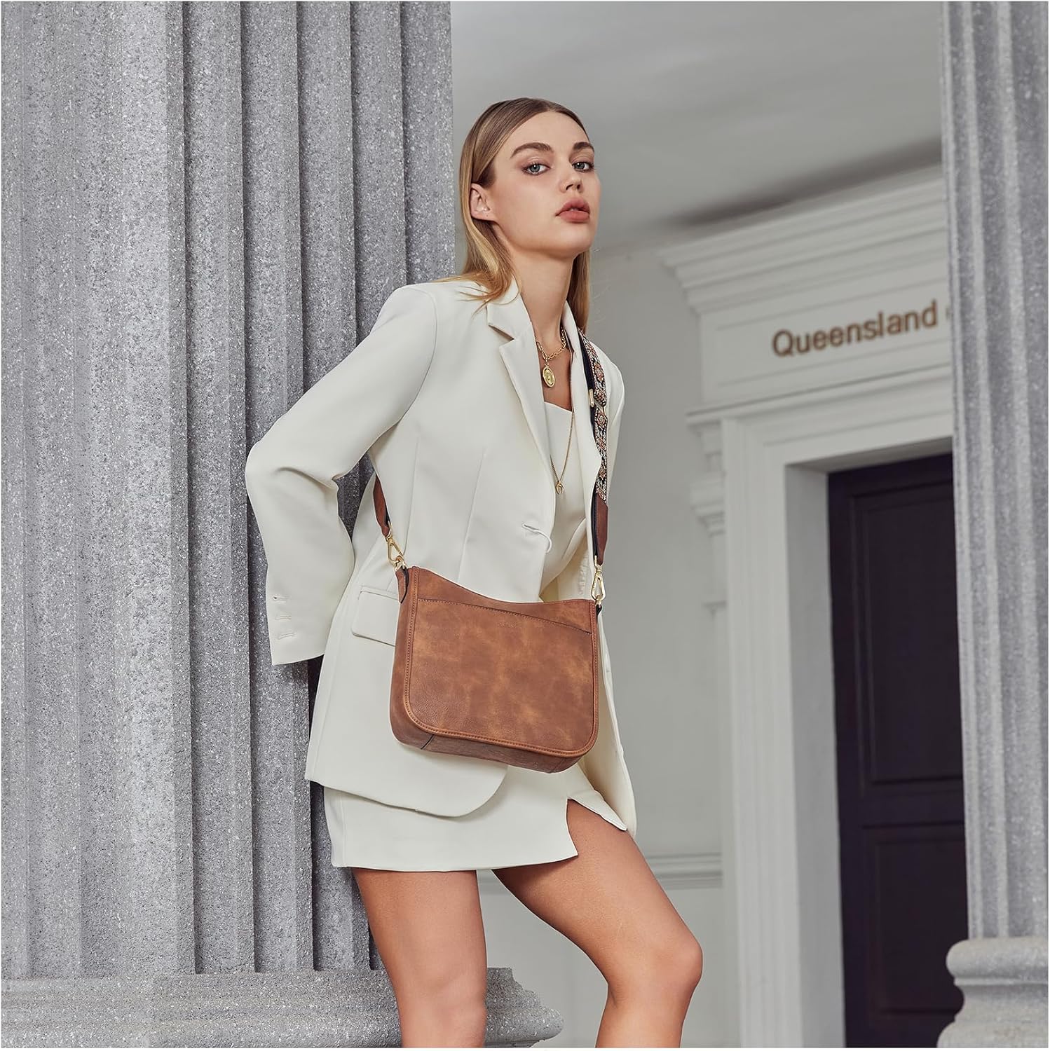 BOSTANTEN Crossbody Bags for Women Trendy Vegan Leather Hobo Purses Sh