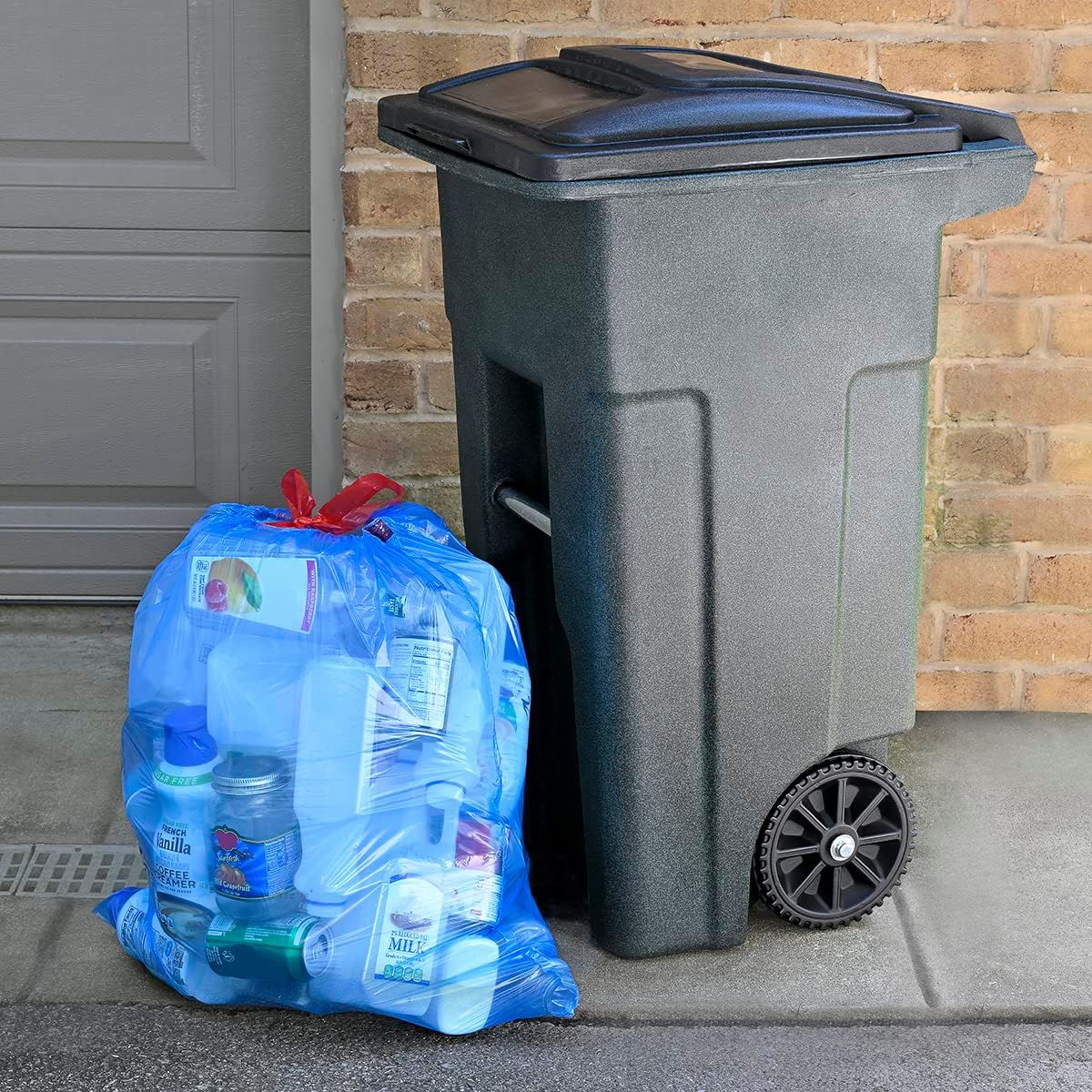 Amazon Basics Blue Recycling Drawstring Trash Bags, Tall Kitchen, Unscented, 13 Gallon, 60 Count