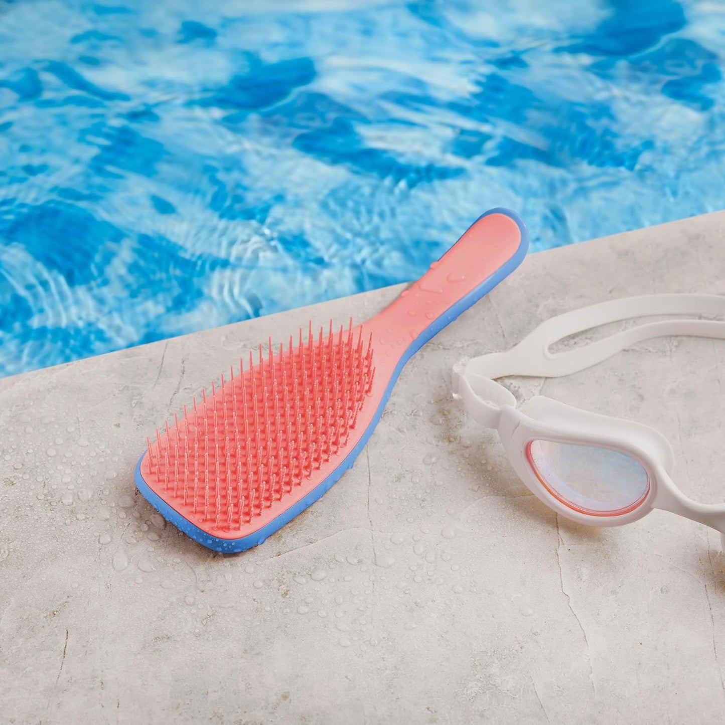 Tangle Teezer Ultimate Detangler Brush for Wet & Dry Hair, Eliminates 
